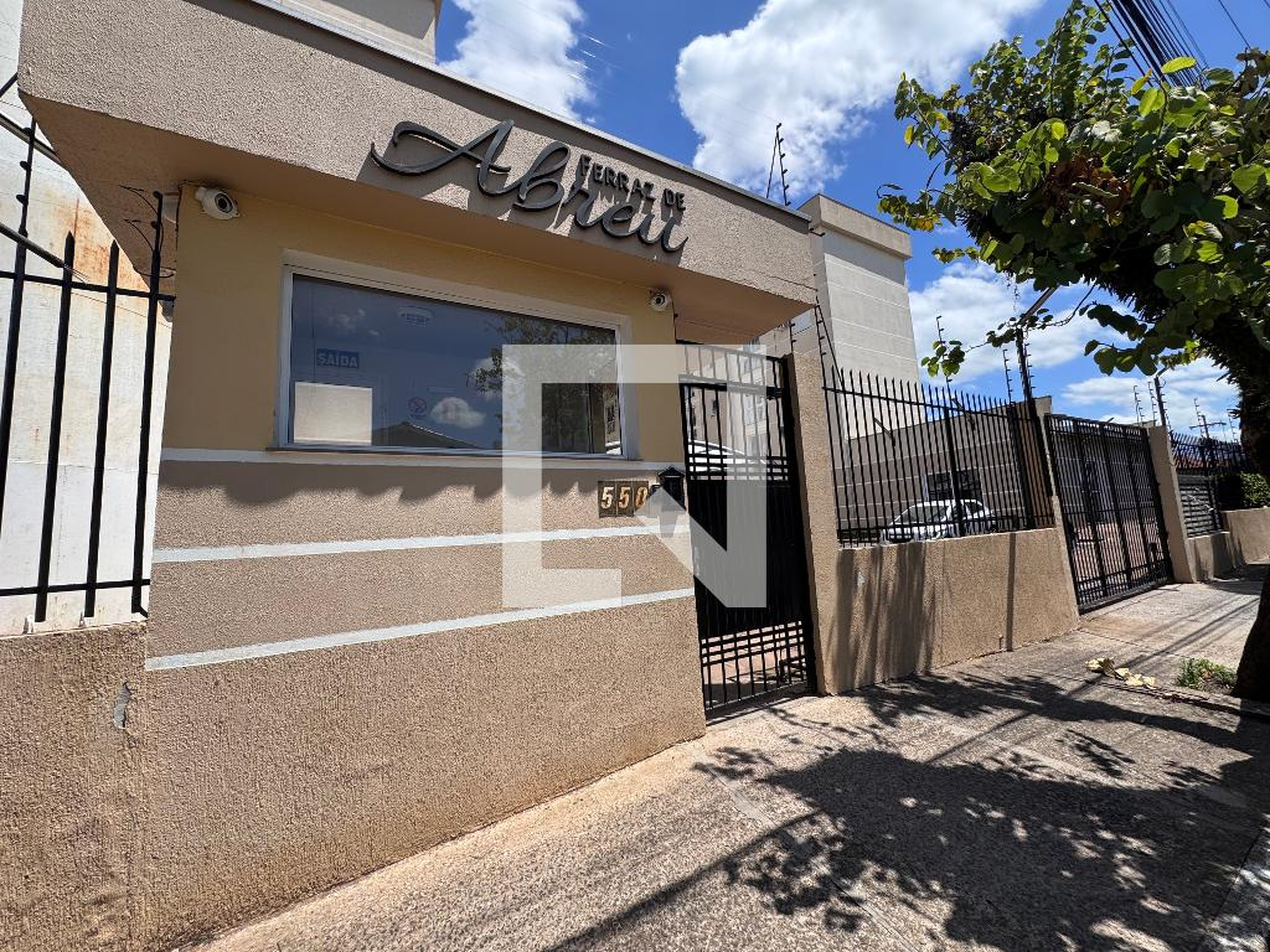 Fachada Condomínio Ferraz de Abreu
