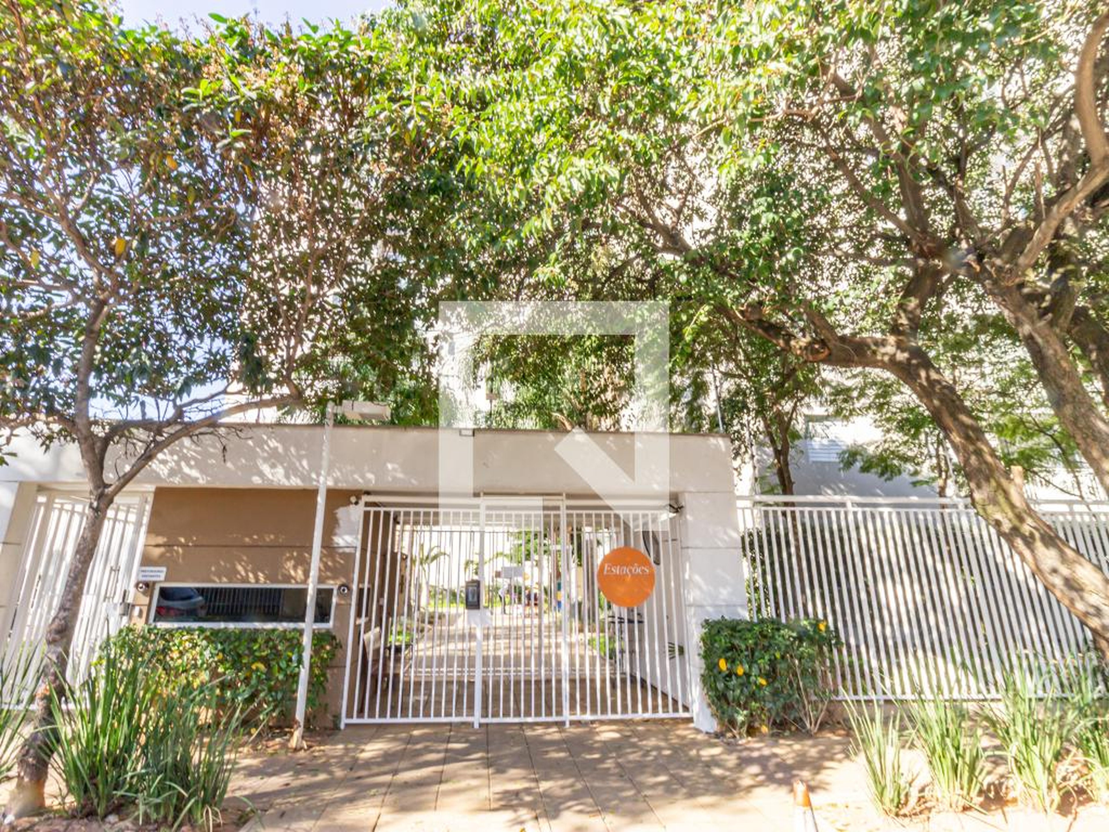 Fachada Condomínio em Rua Maria Daffre, 37