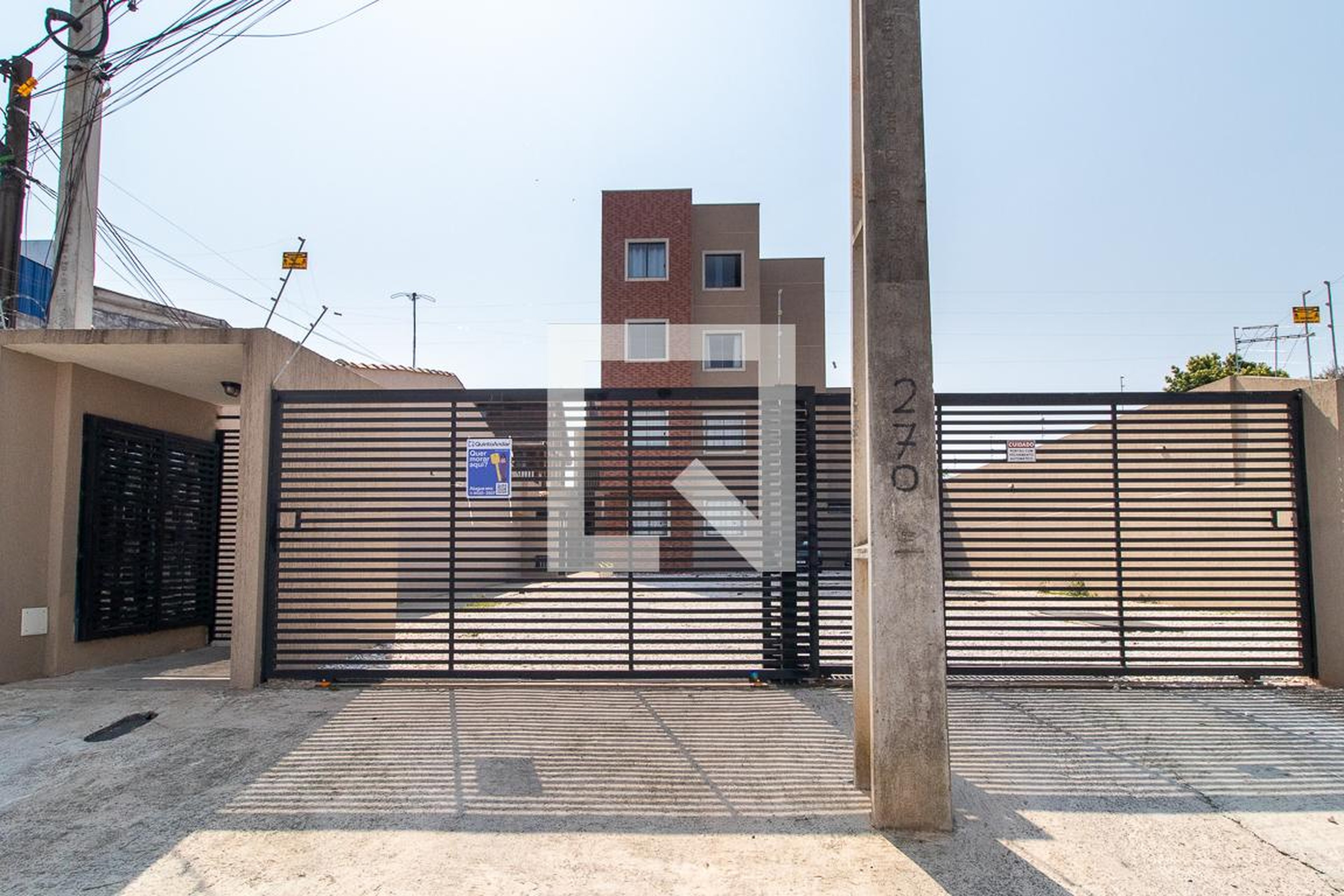 Fachada do Condomínio Condomínio em Rua Capitão Antônio Joaquim Barbosa, 71