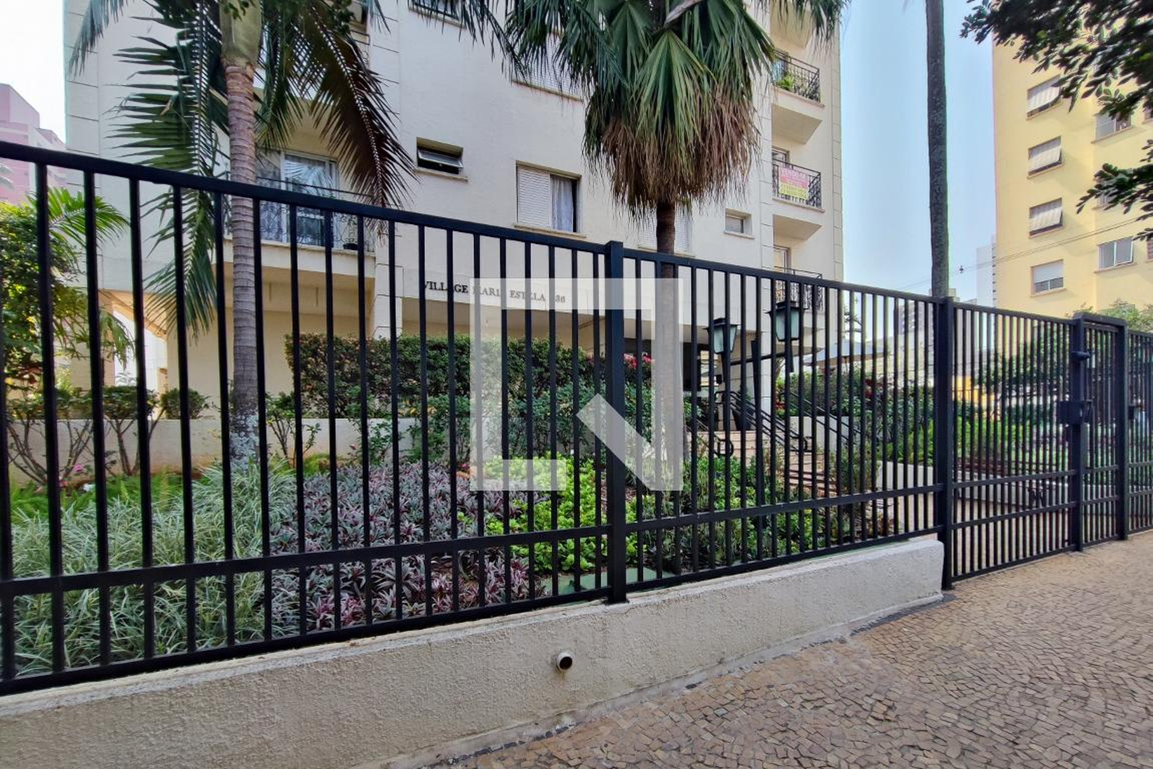 Fachada do Condomínio Condomínio em Avenida Júlio de Mesquita, 536