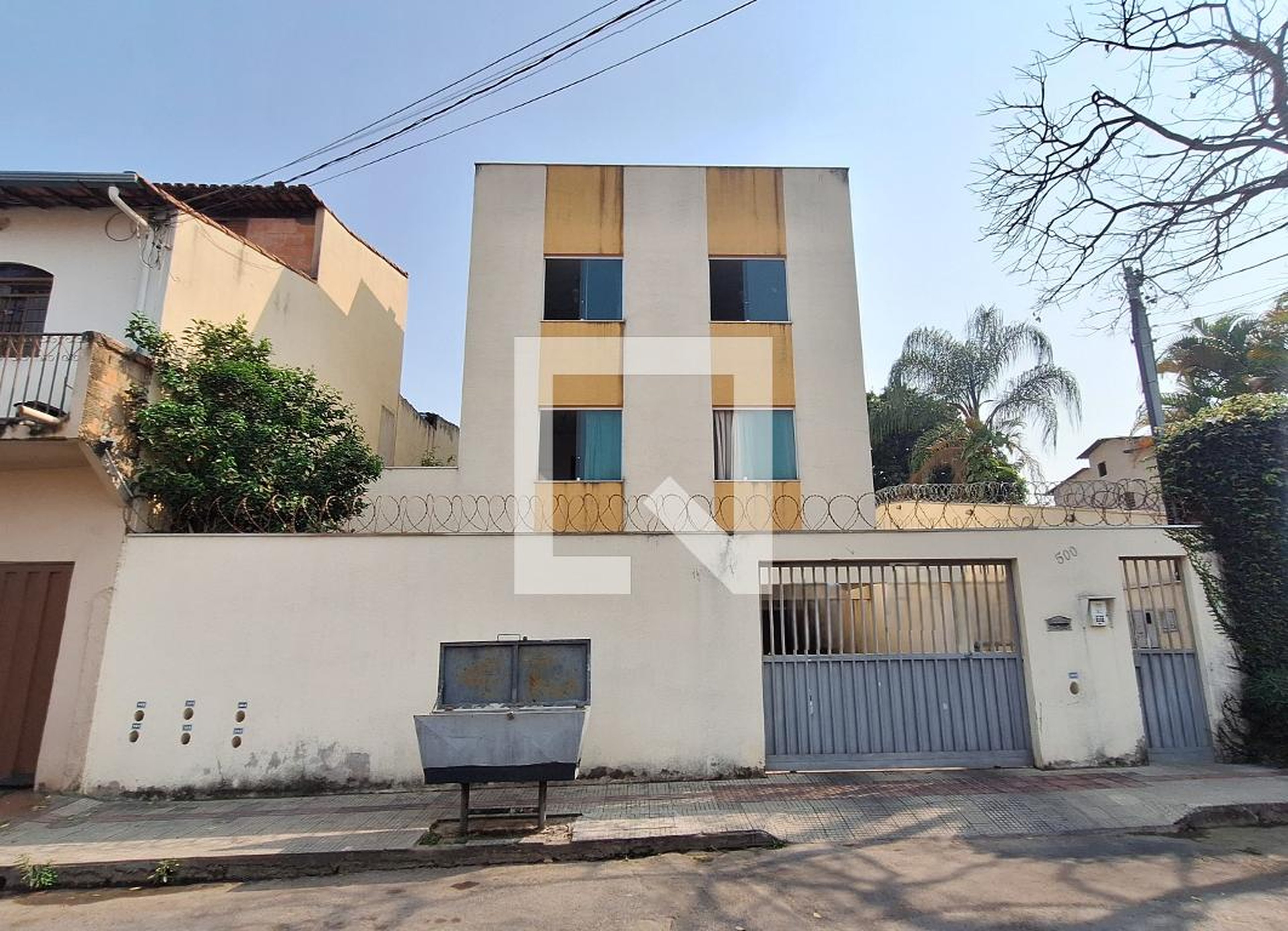 Fachada Condomínio em Rua Princesa Isabel, 500