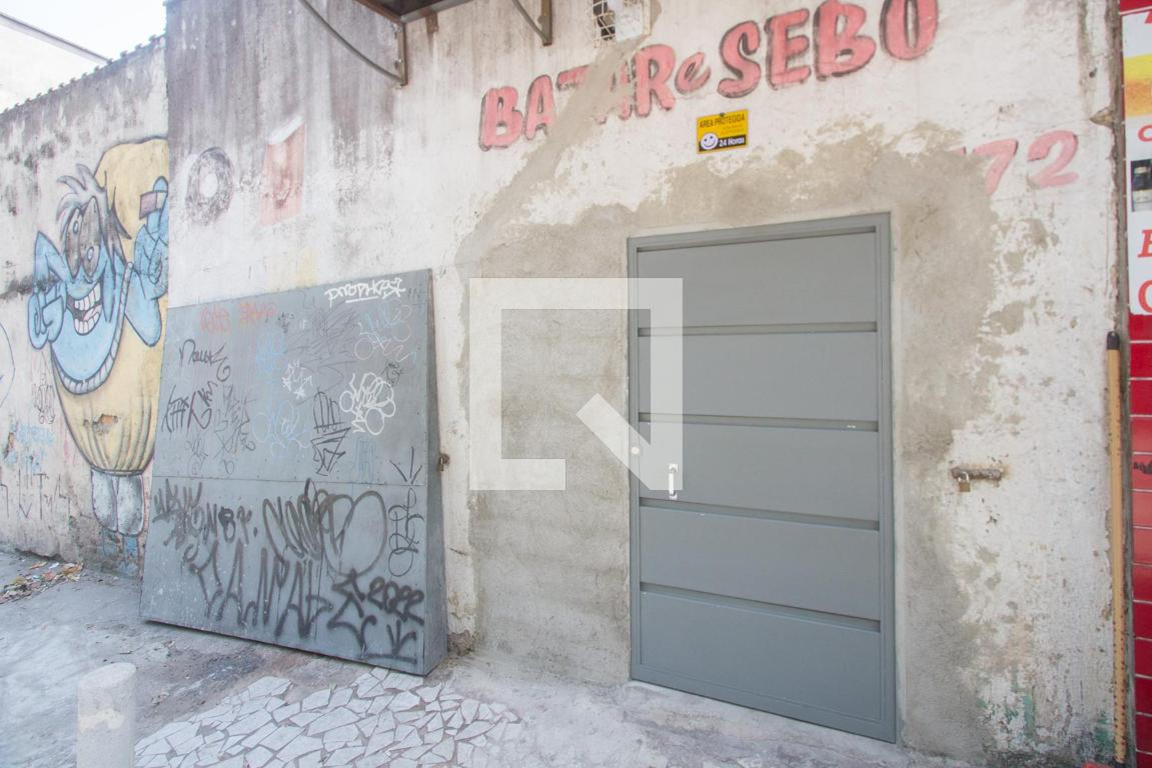 Fachada Condomínio em Avenida Padre José Maria, 572