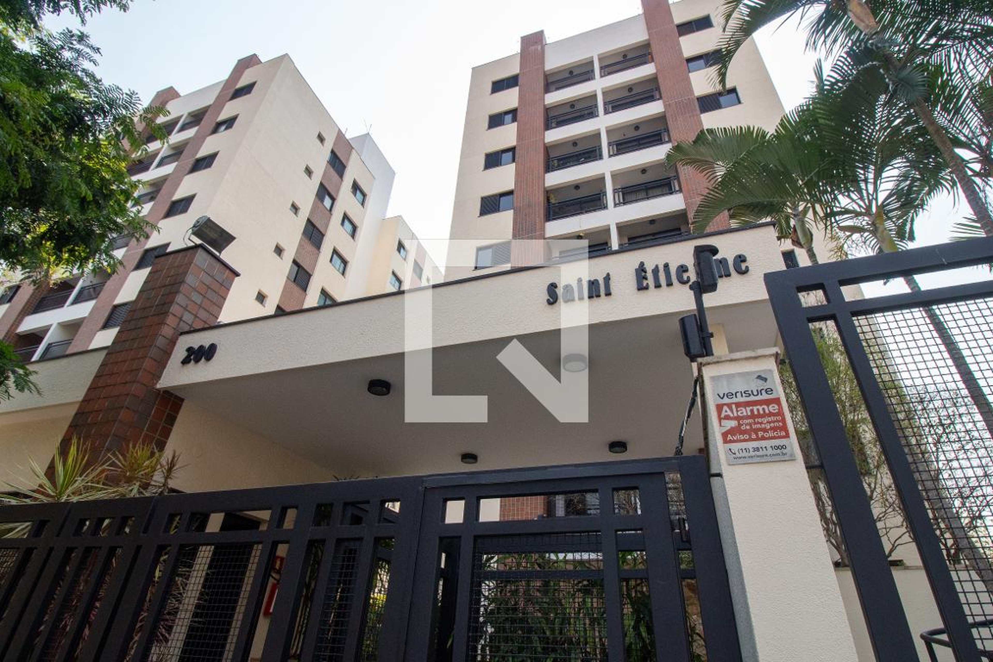 Fachada do Prédio Condomínio Saint Ethiene