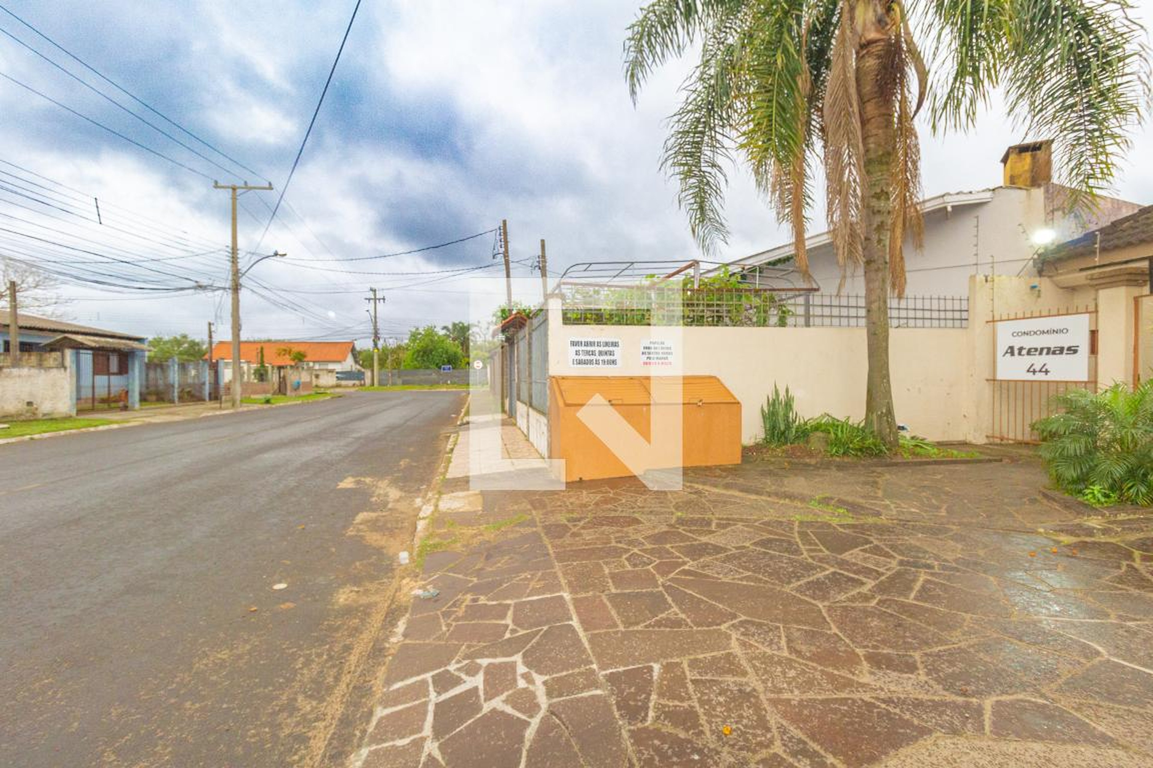 Fachada Condomínio Atenas 44