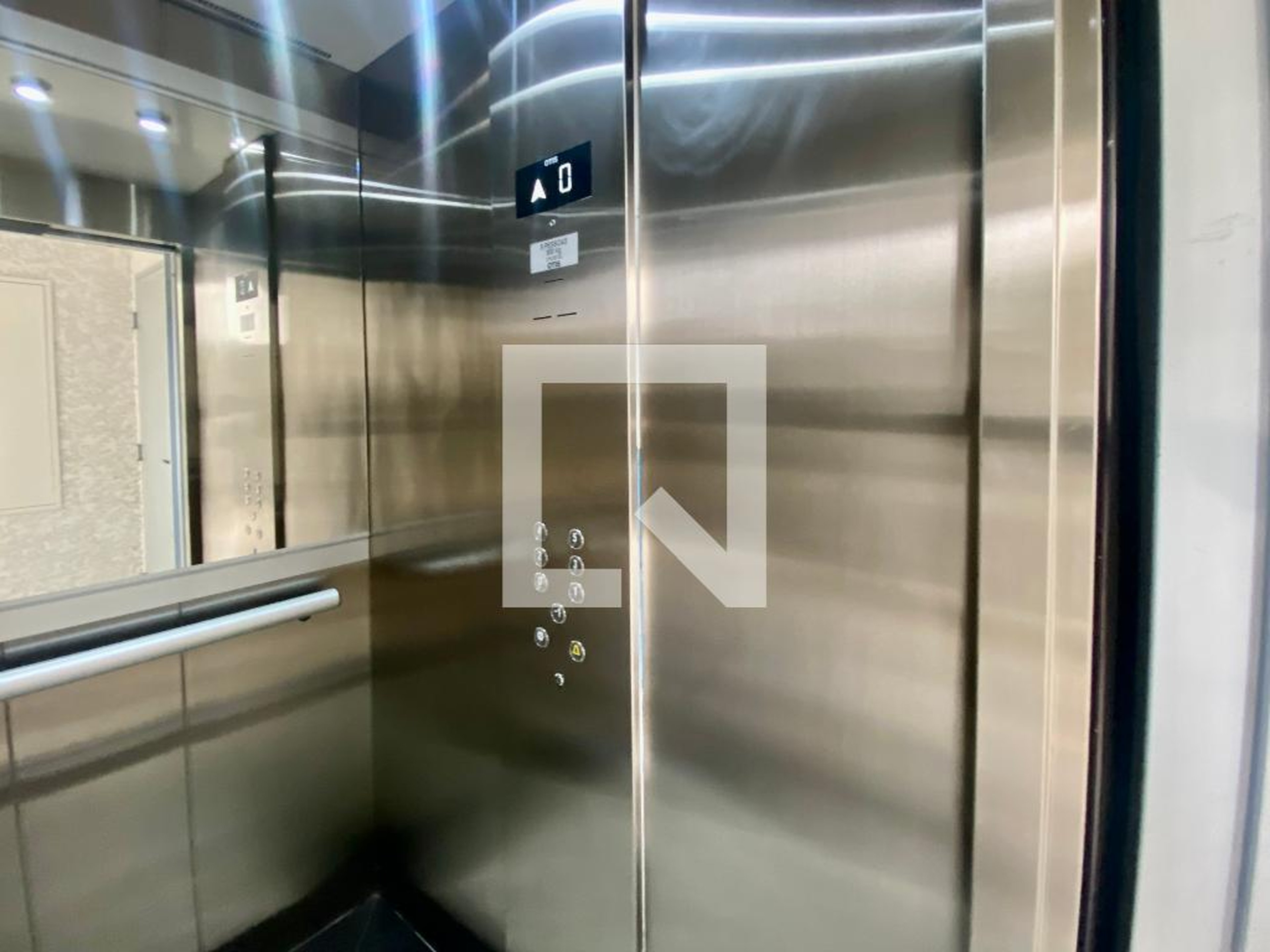 Elevador - Resudencial Ribeirao Branco