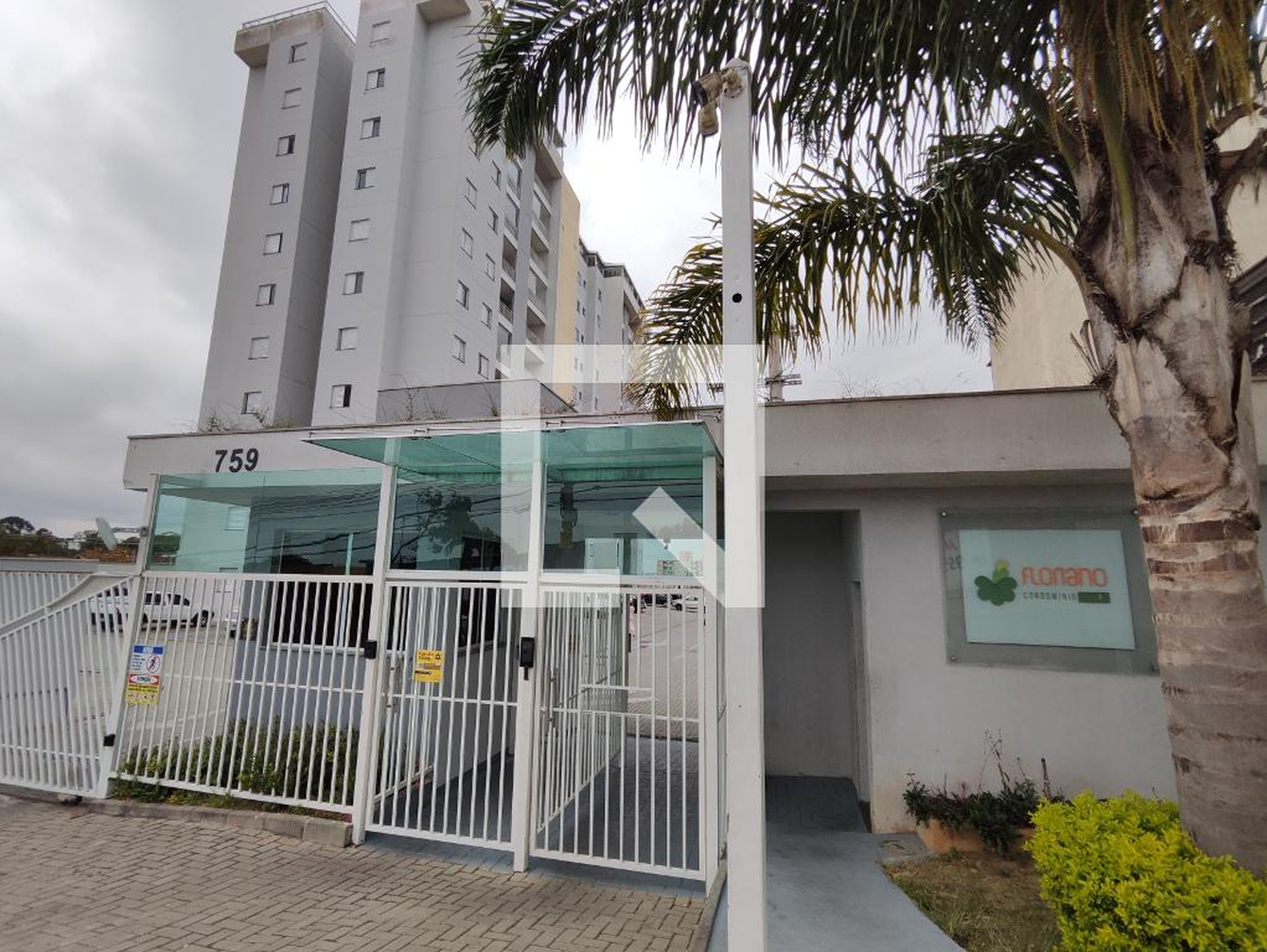 Fachada Condomínio Floriano Clube