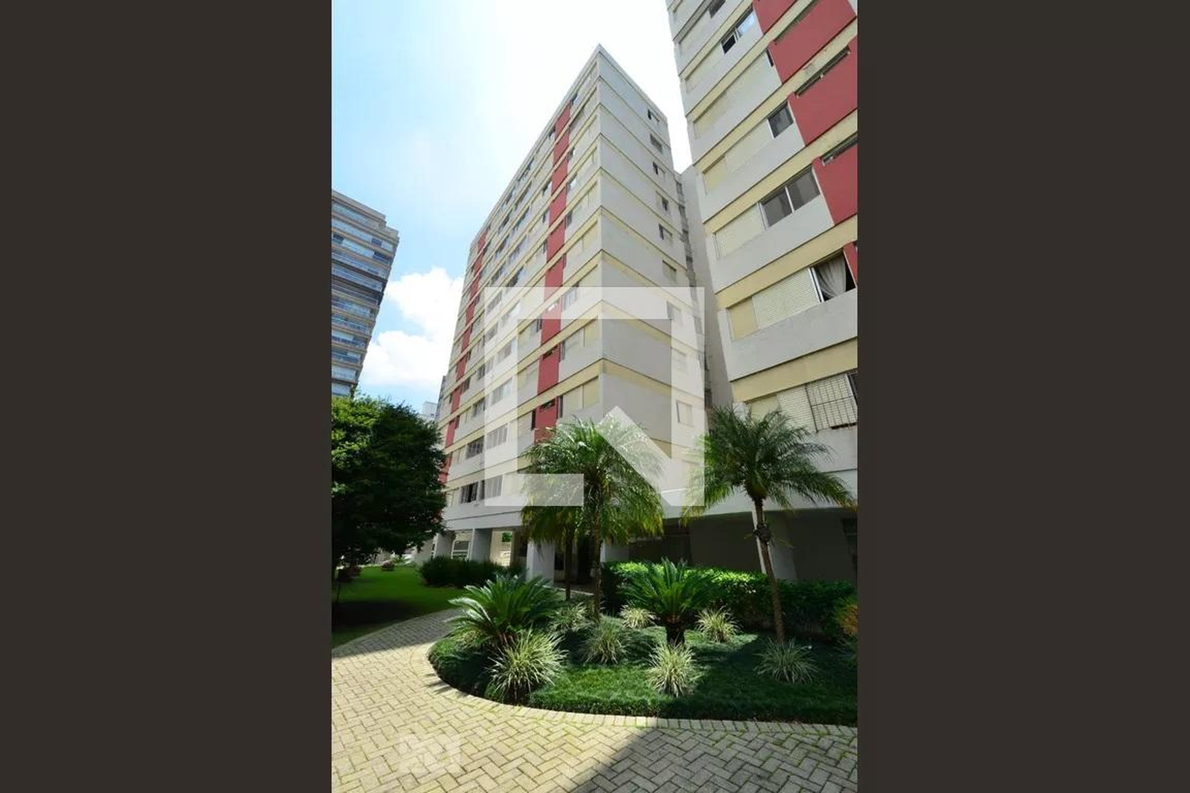 Fachada do Prédio Condomínio Julia Maria