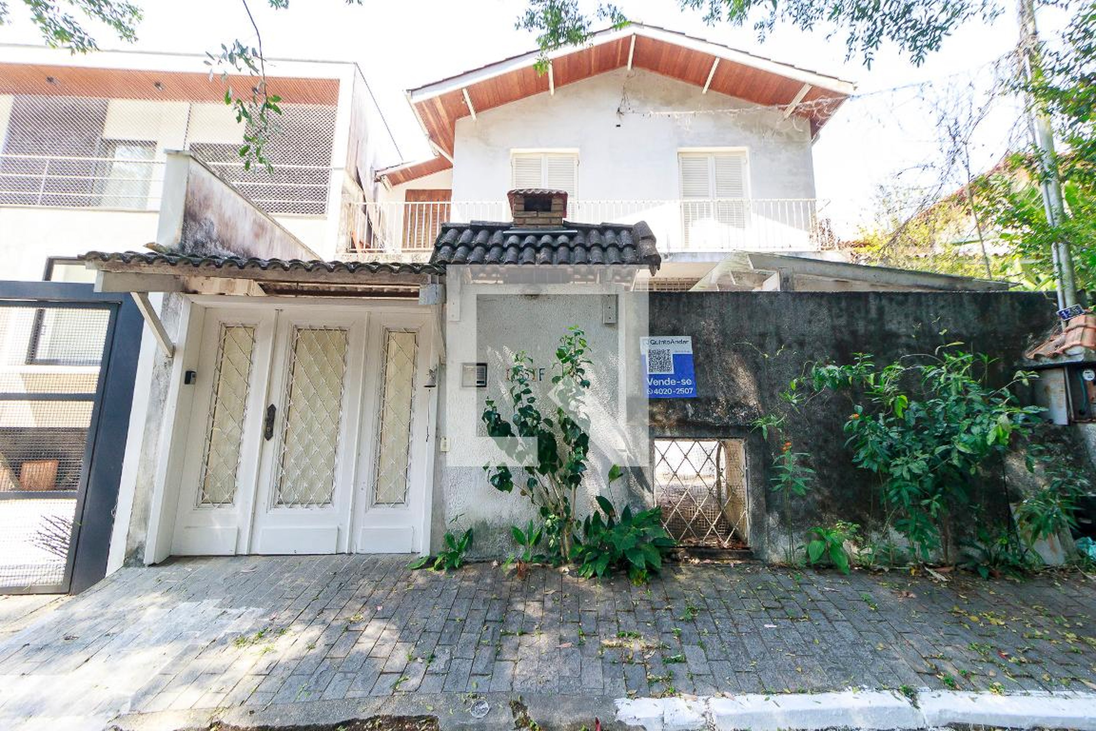 Fachada Condomínio em Rua Doutor José Ferraz de Oliveira, 135