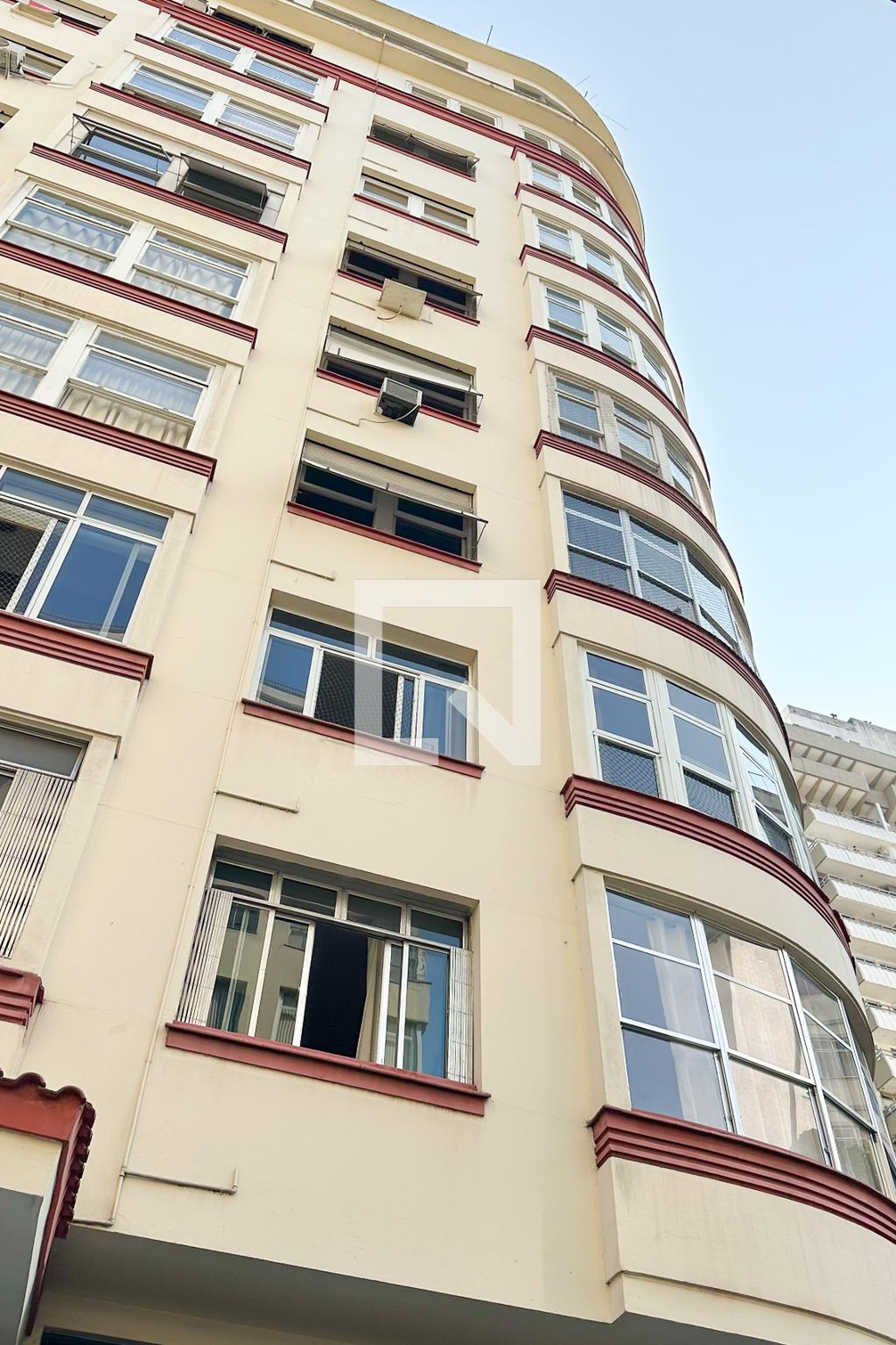 Fachada Condomínio em Rua Hilário de Gouveia, 61