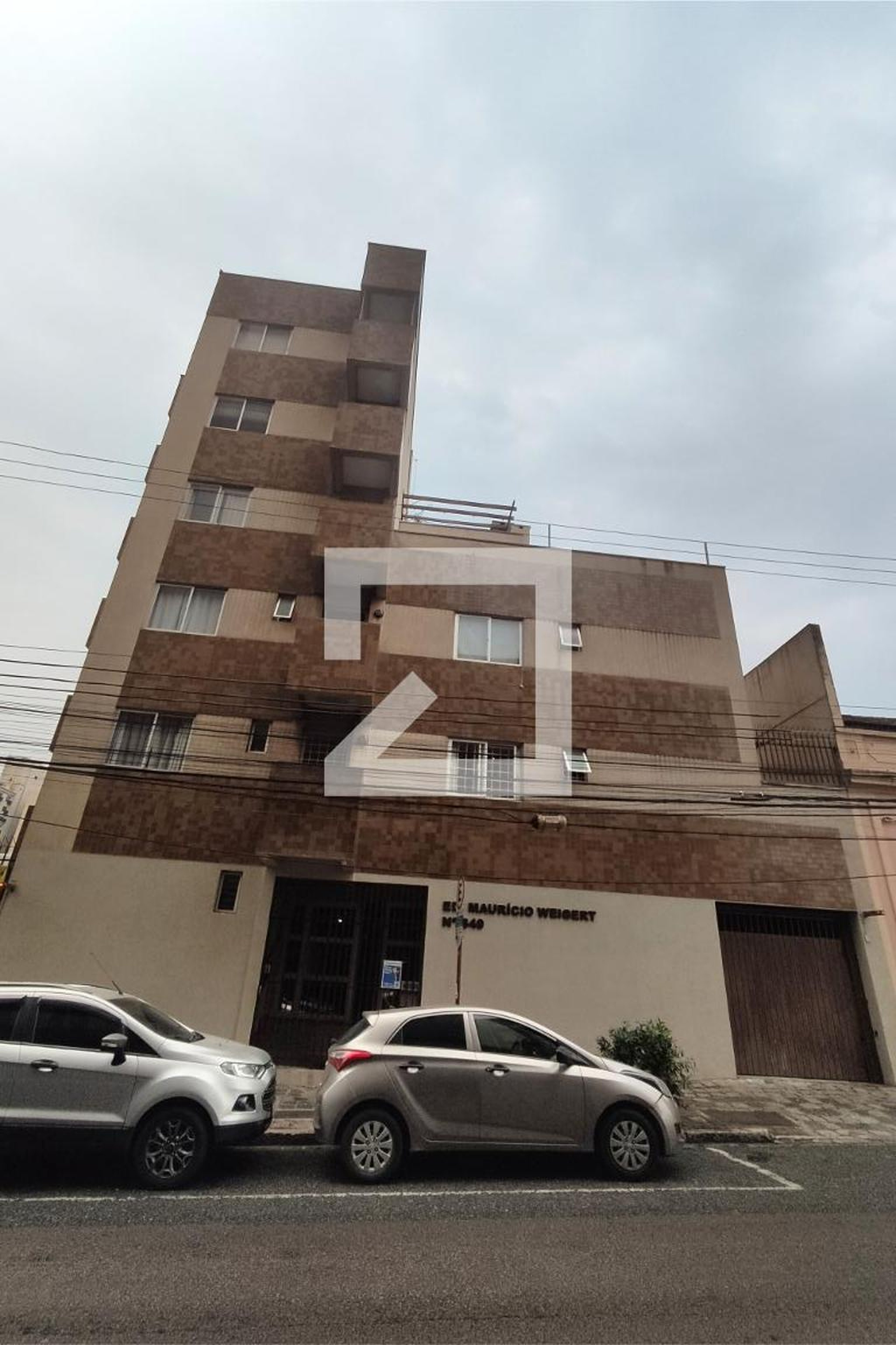 Fachada do Prédio Condomínio em Rua Presidente Carlos Cavalcanti, 649