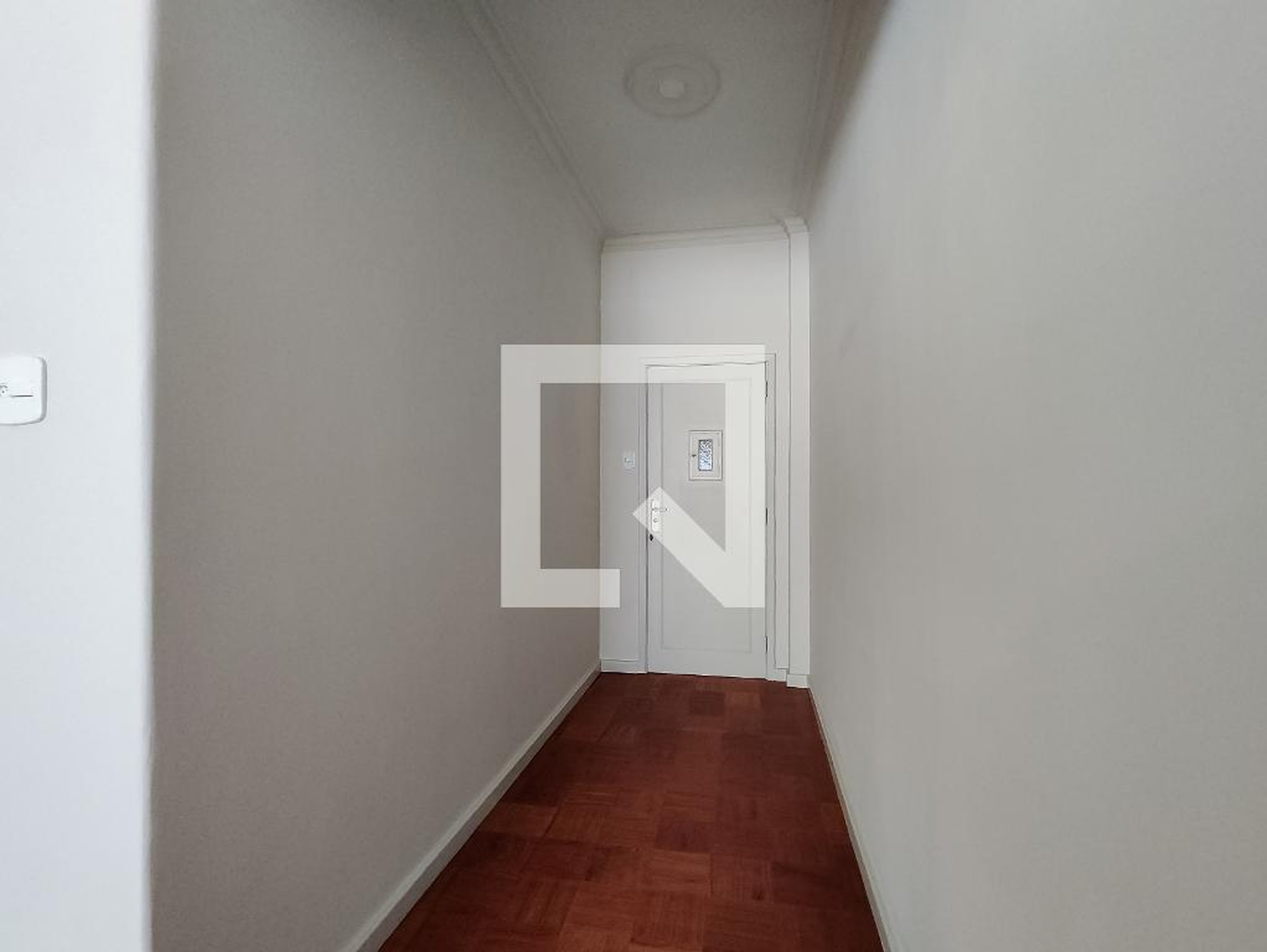 Entrada Condomínio em Praça Del Vecchio, 43