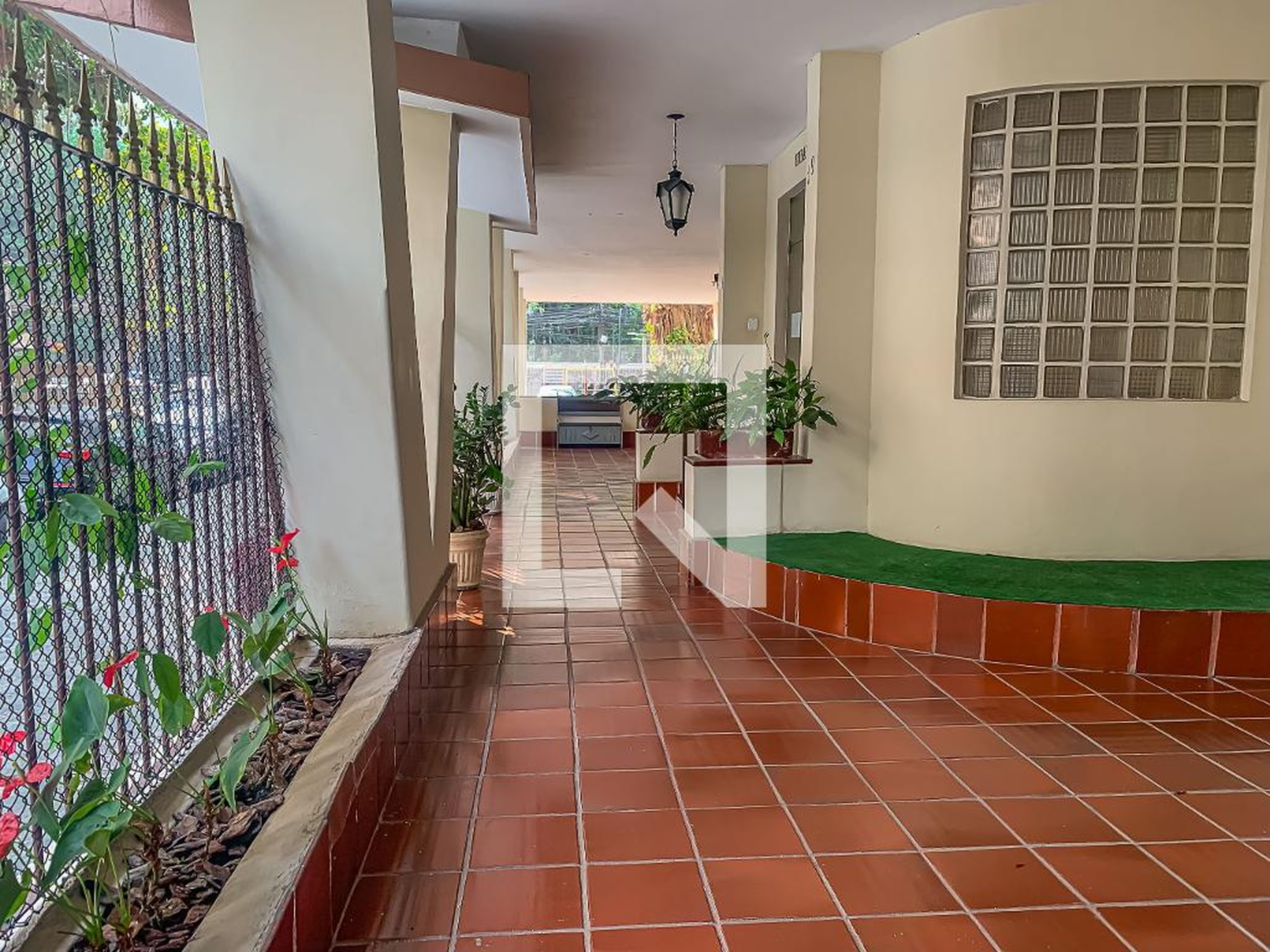 Hall de entrada - Edifício Embaixatriz