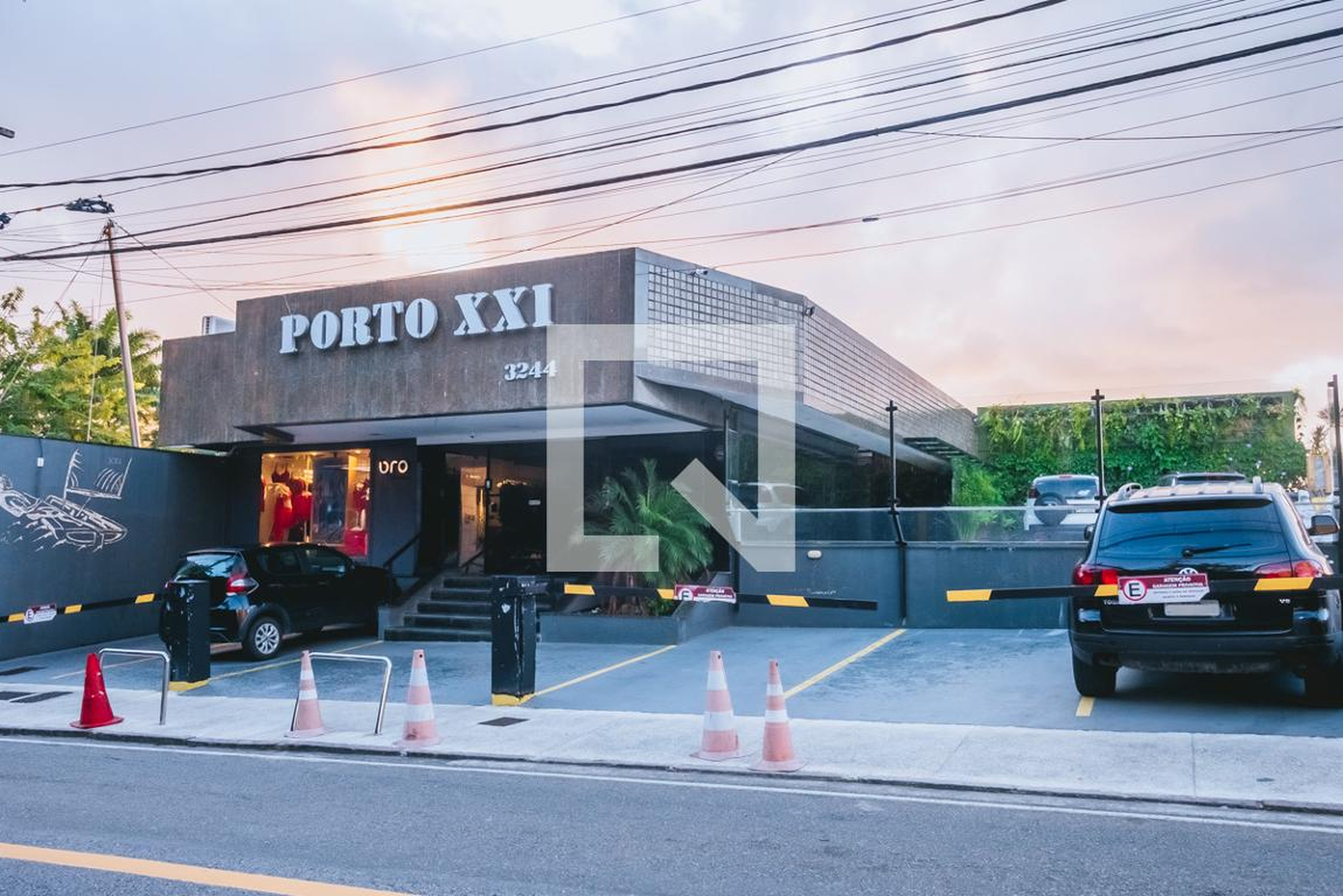 Fachada Condomínio Porto Xxi