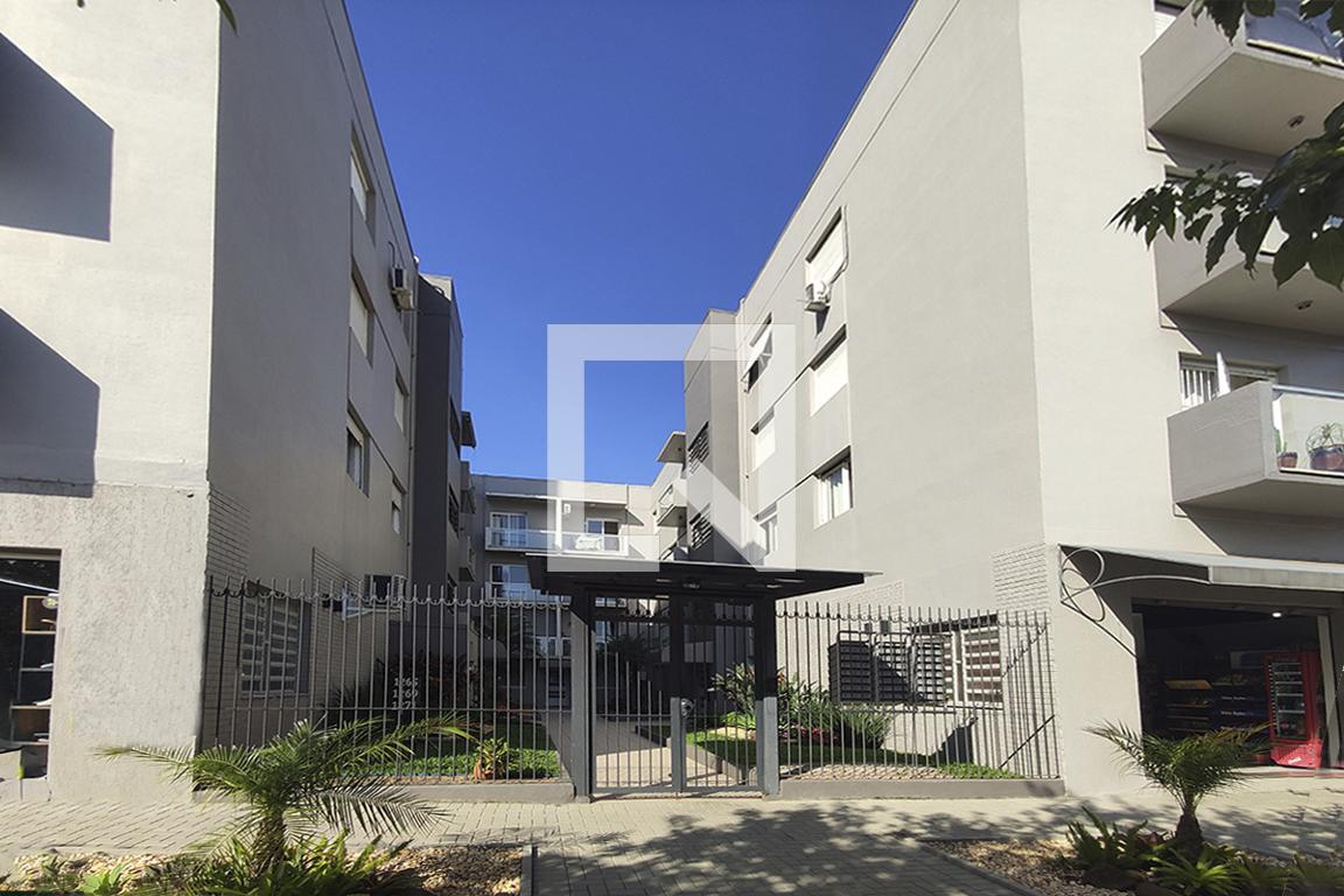 Fachada Condomínio em Avenida Coronel Frederico Linck, 12