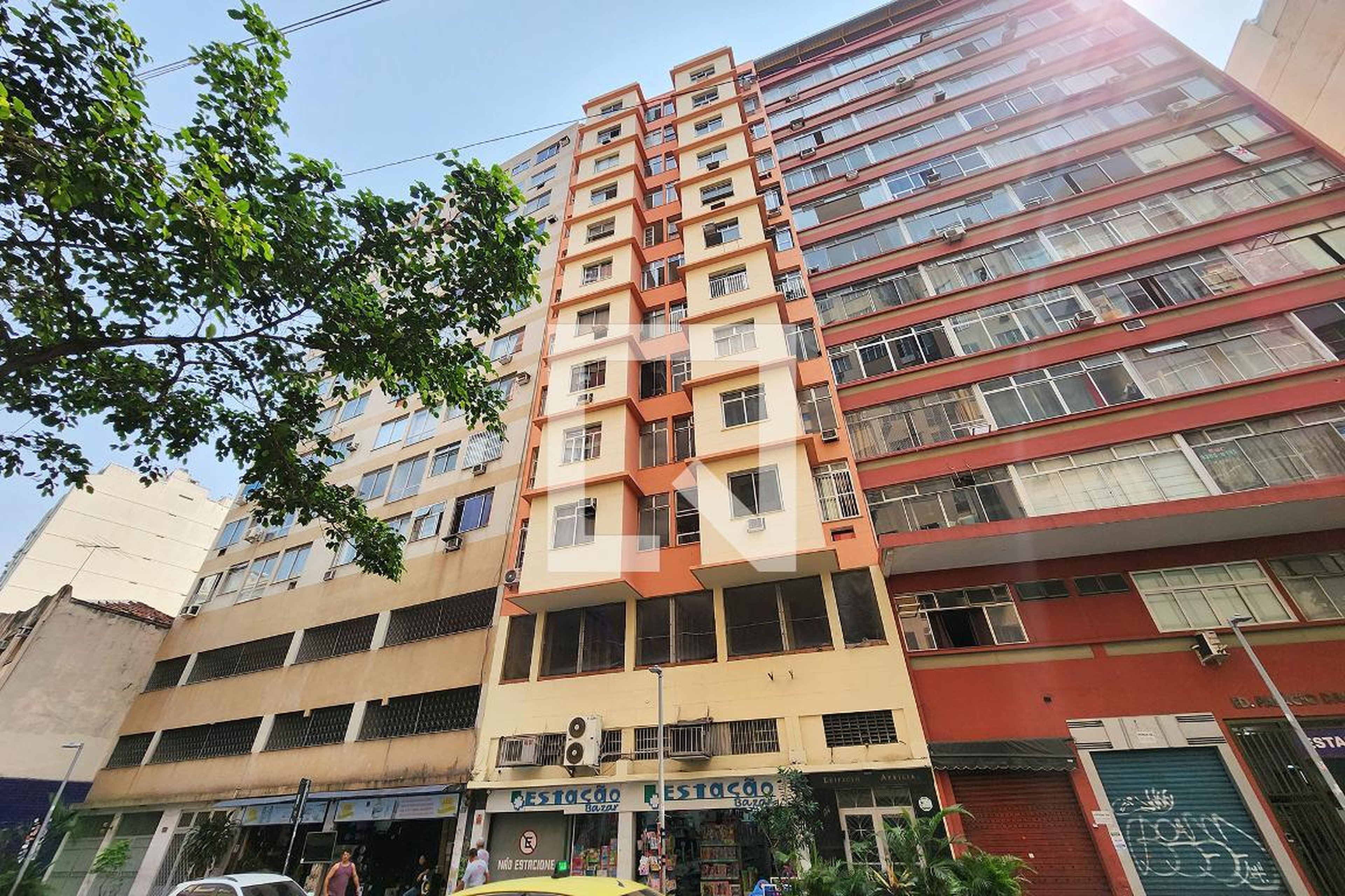 Fachada Edifício Aprília