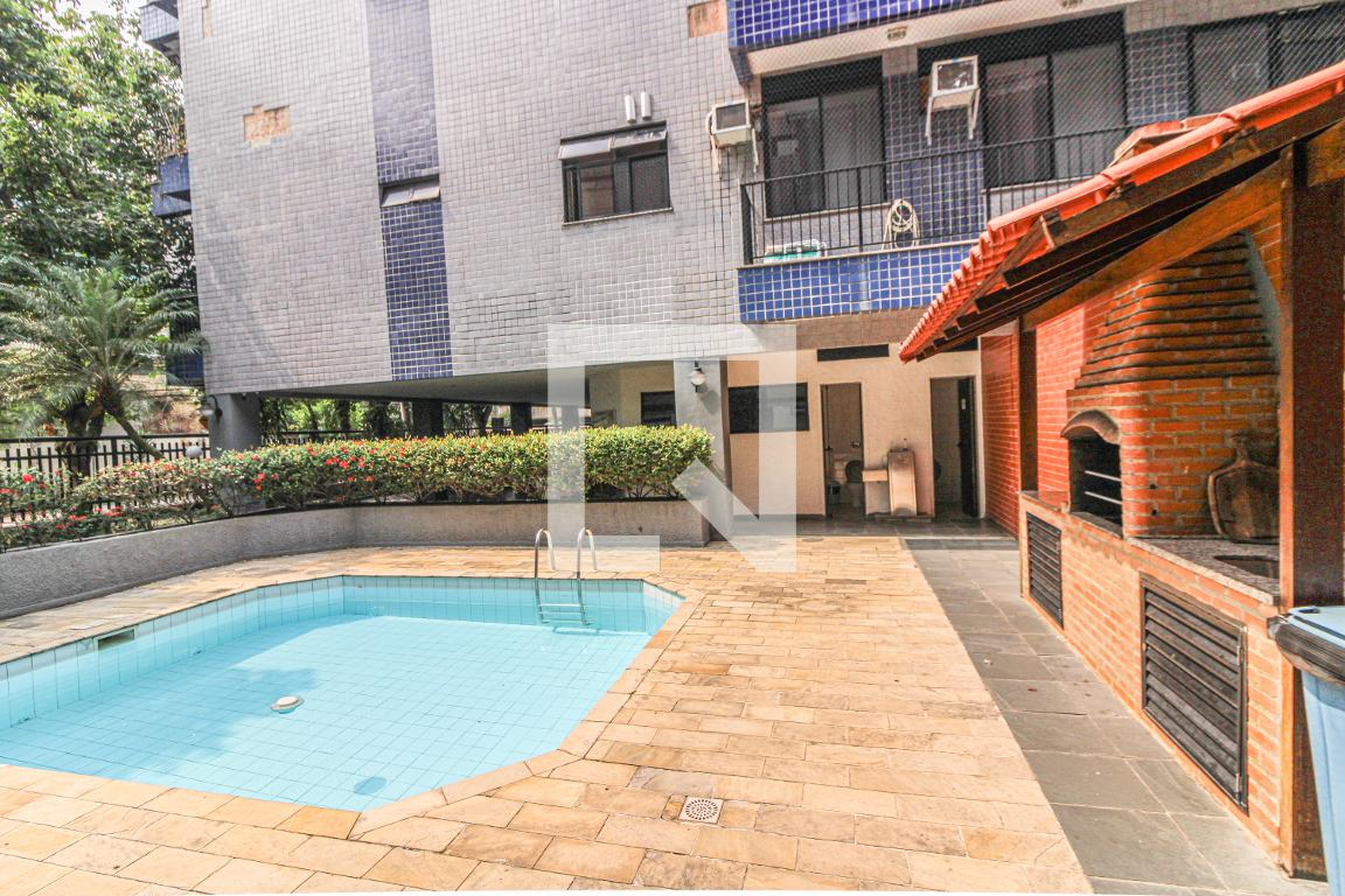 Área comum - Valente 10