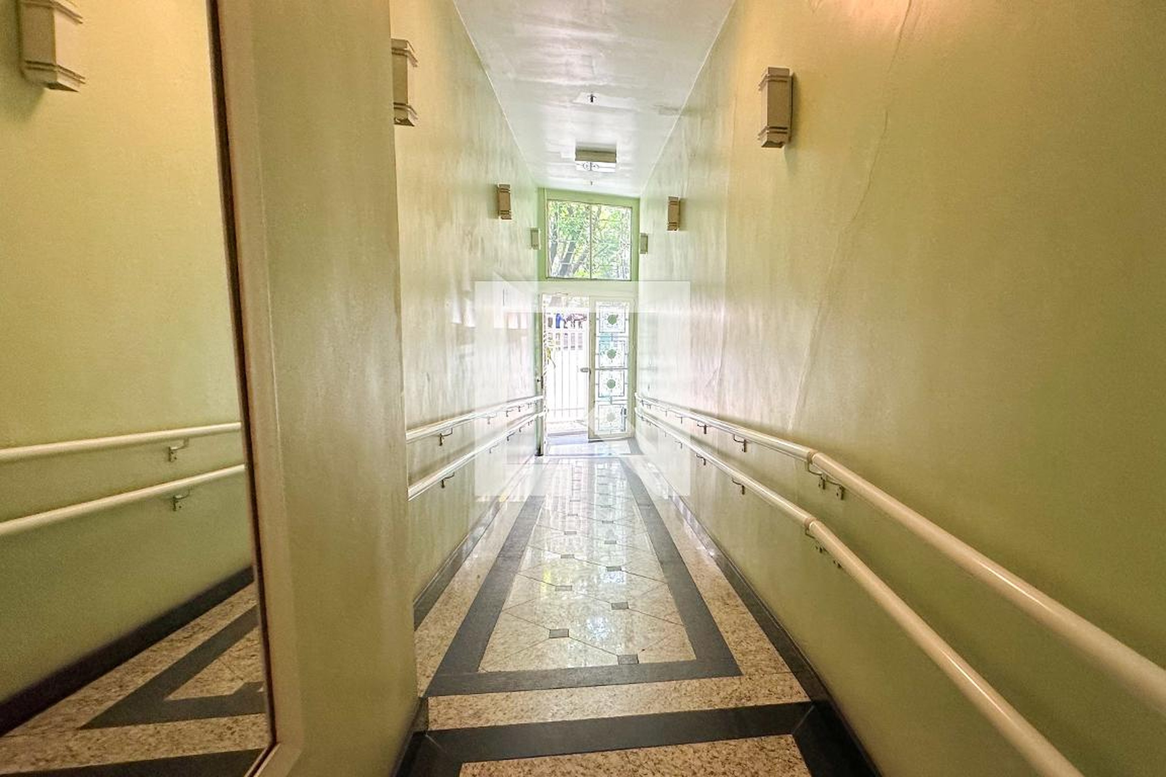 Entrada - Edifício Castel Nuovo