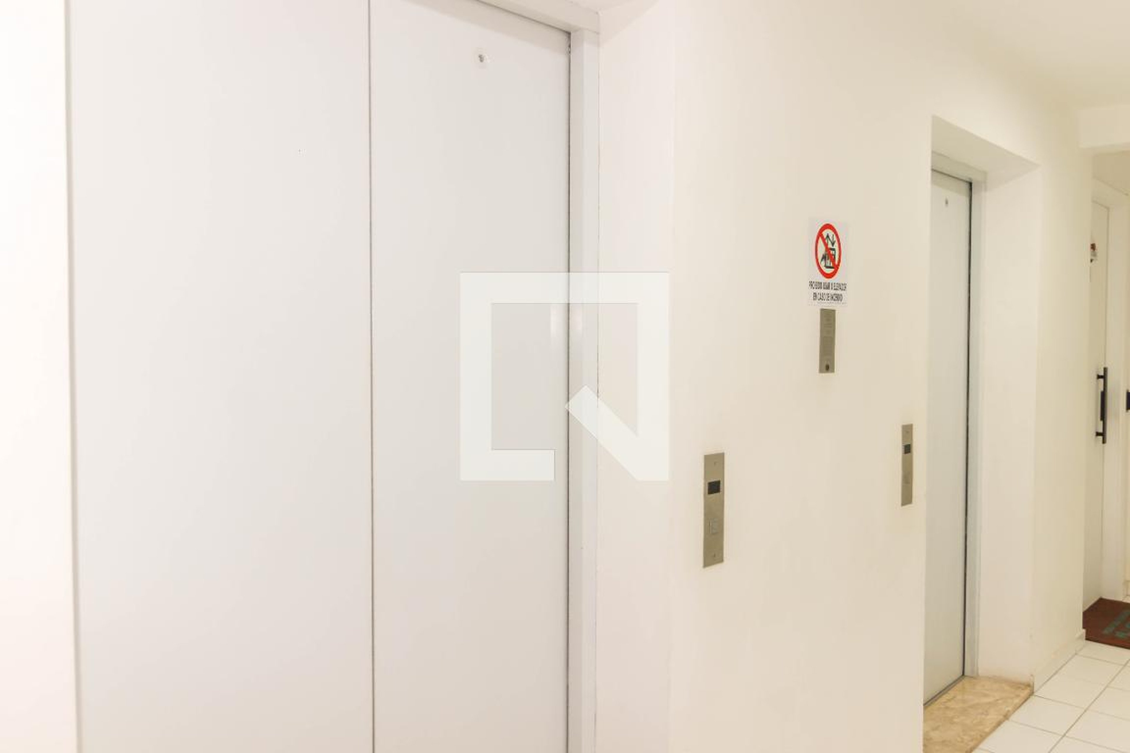 Elevador - Sports Garden Leste