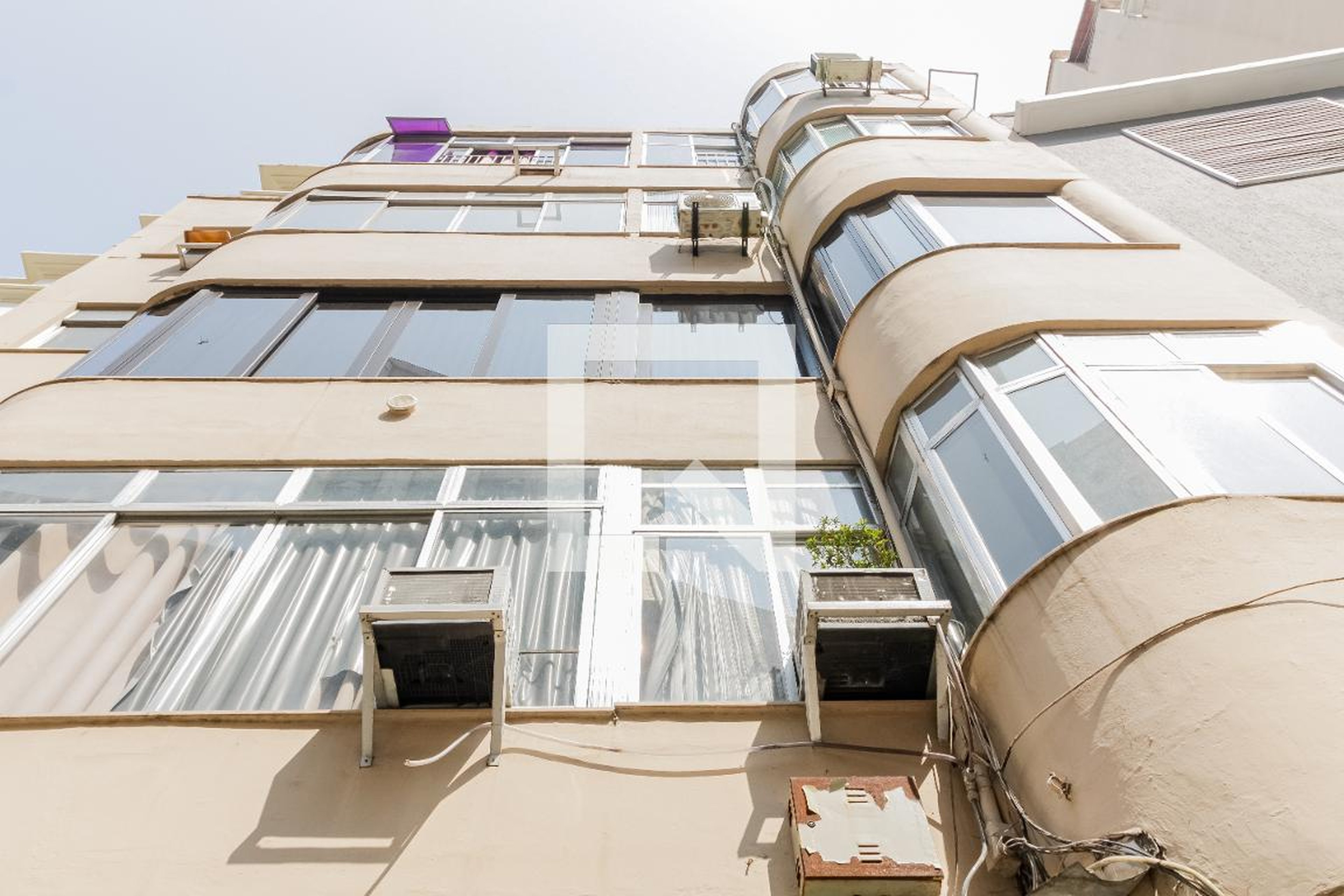 Fachada do Prédio Condomínio em Avenida Nossa Senhora de Copacabana, 1202
