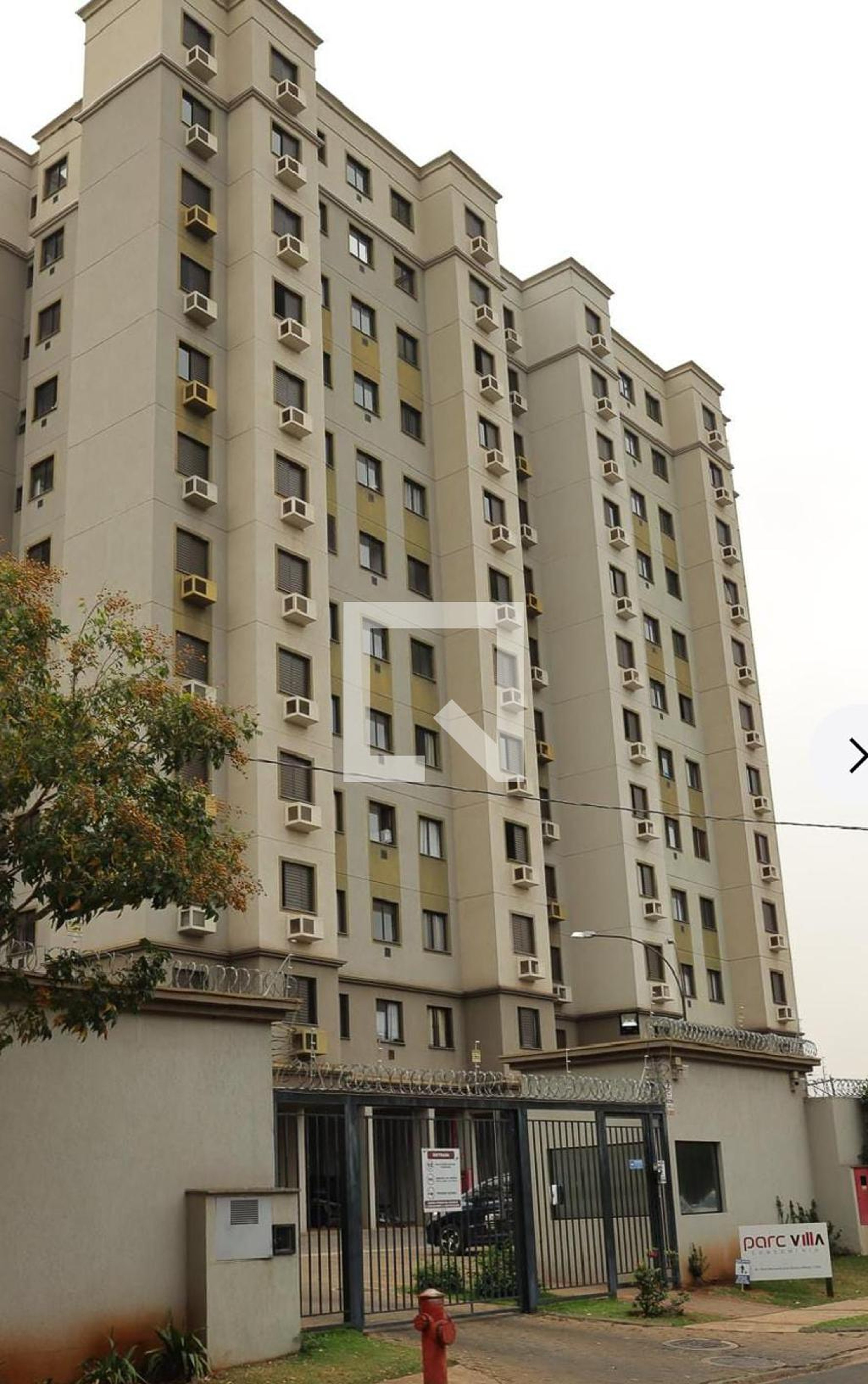 Fachada Condomínio em Avenida Dom Bernardo José Bueno Miele, 1380