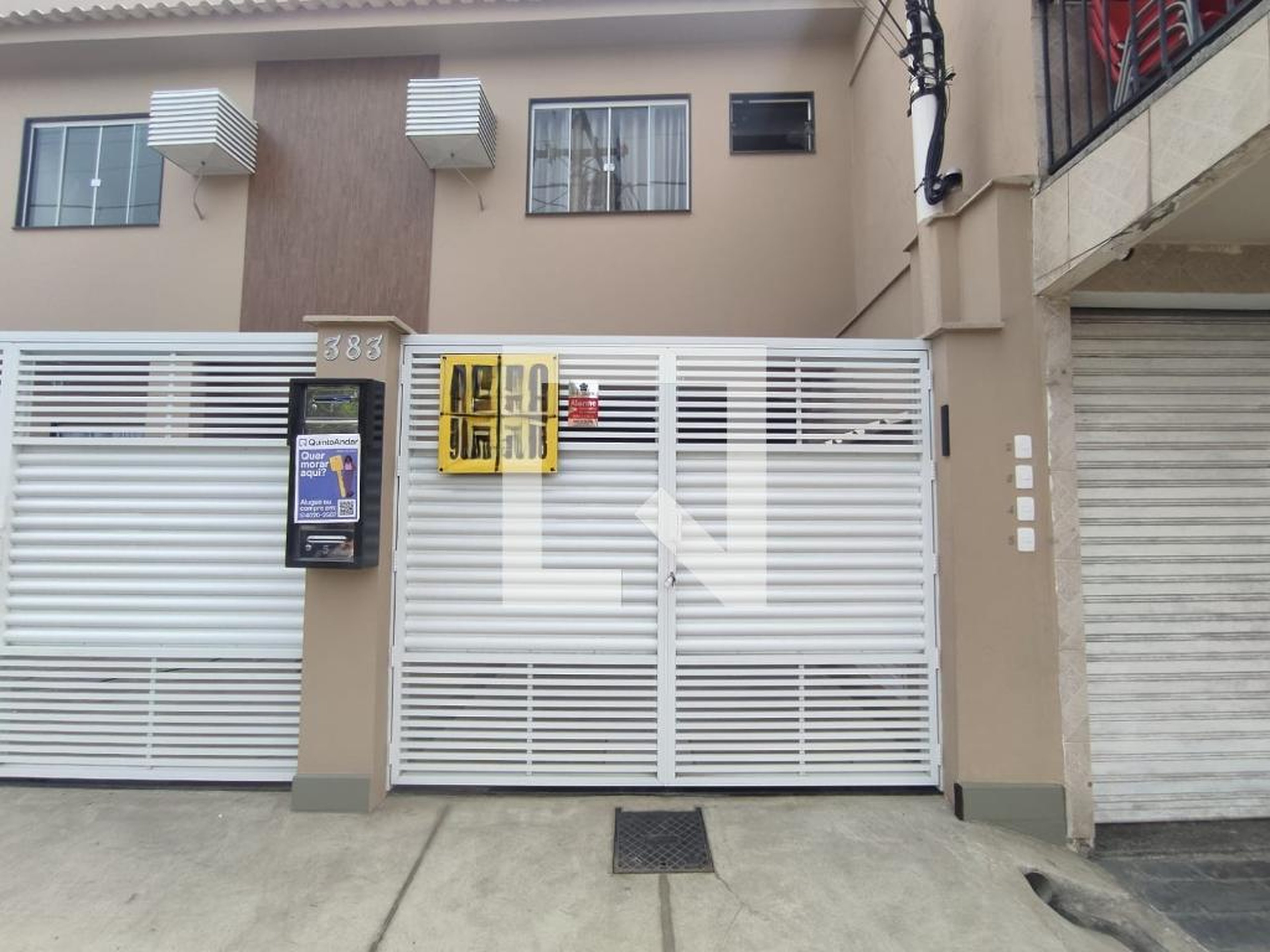 Fachada Condomínio em Rua Cirílo Branco, 383