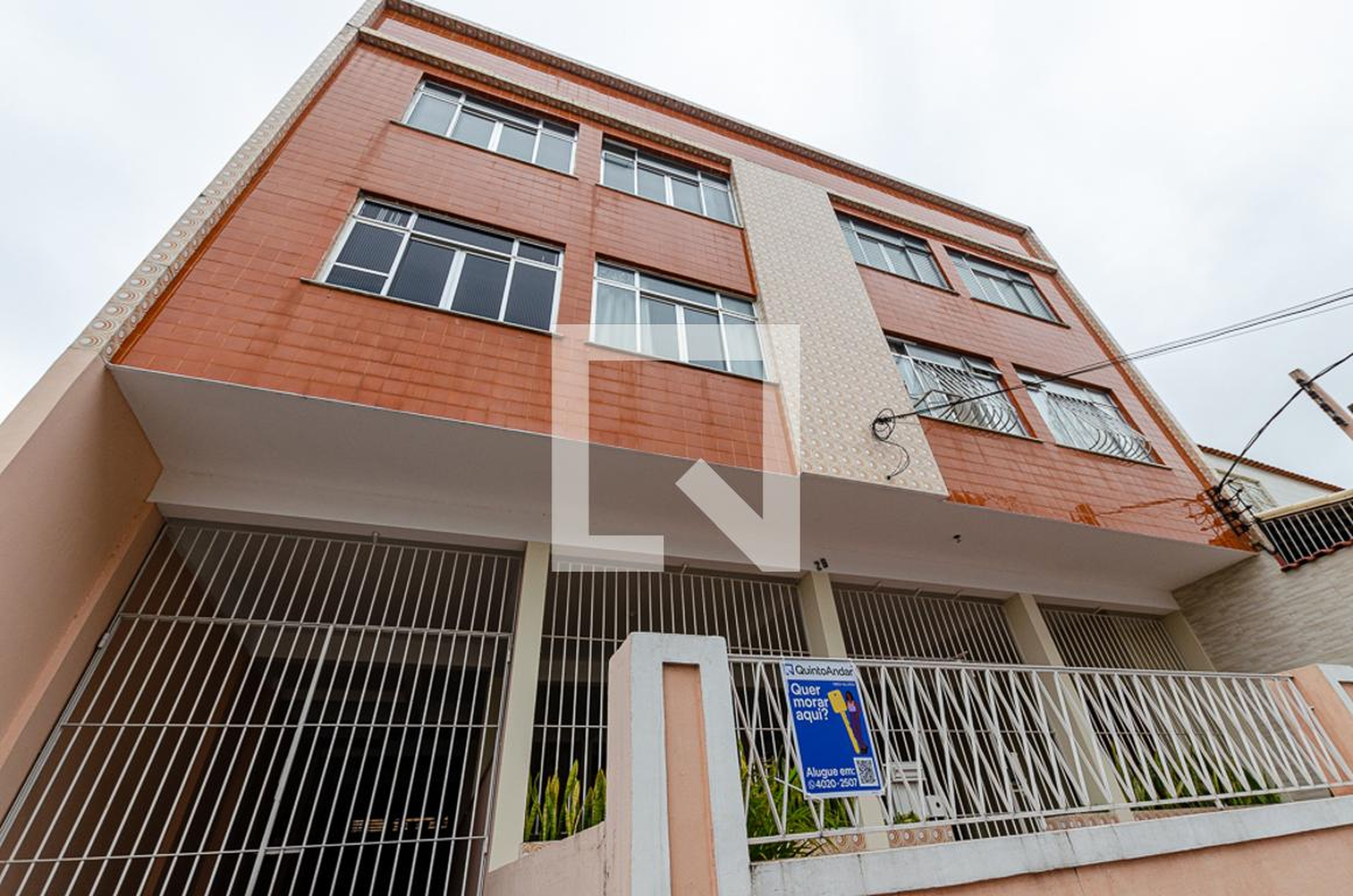 Fachada Condomínio em Rua Manoel Miranda Silva, 29