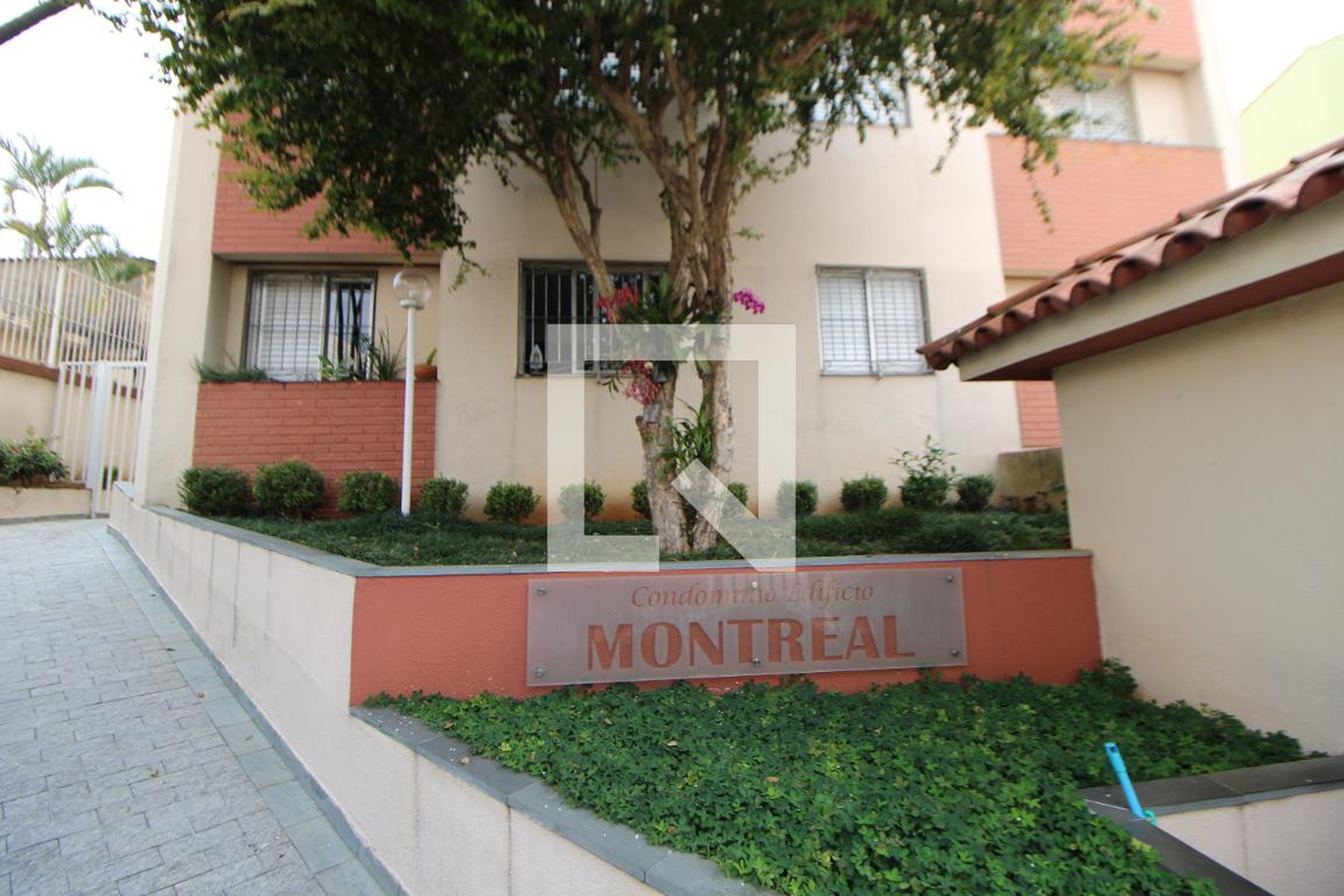 Área Comum - Montreal