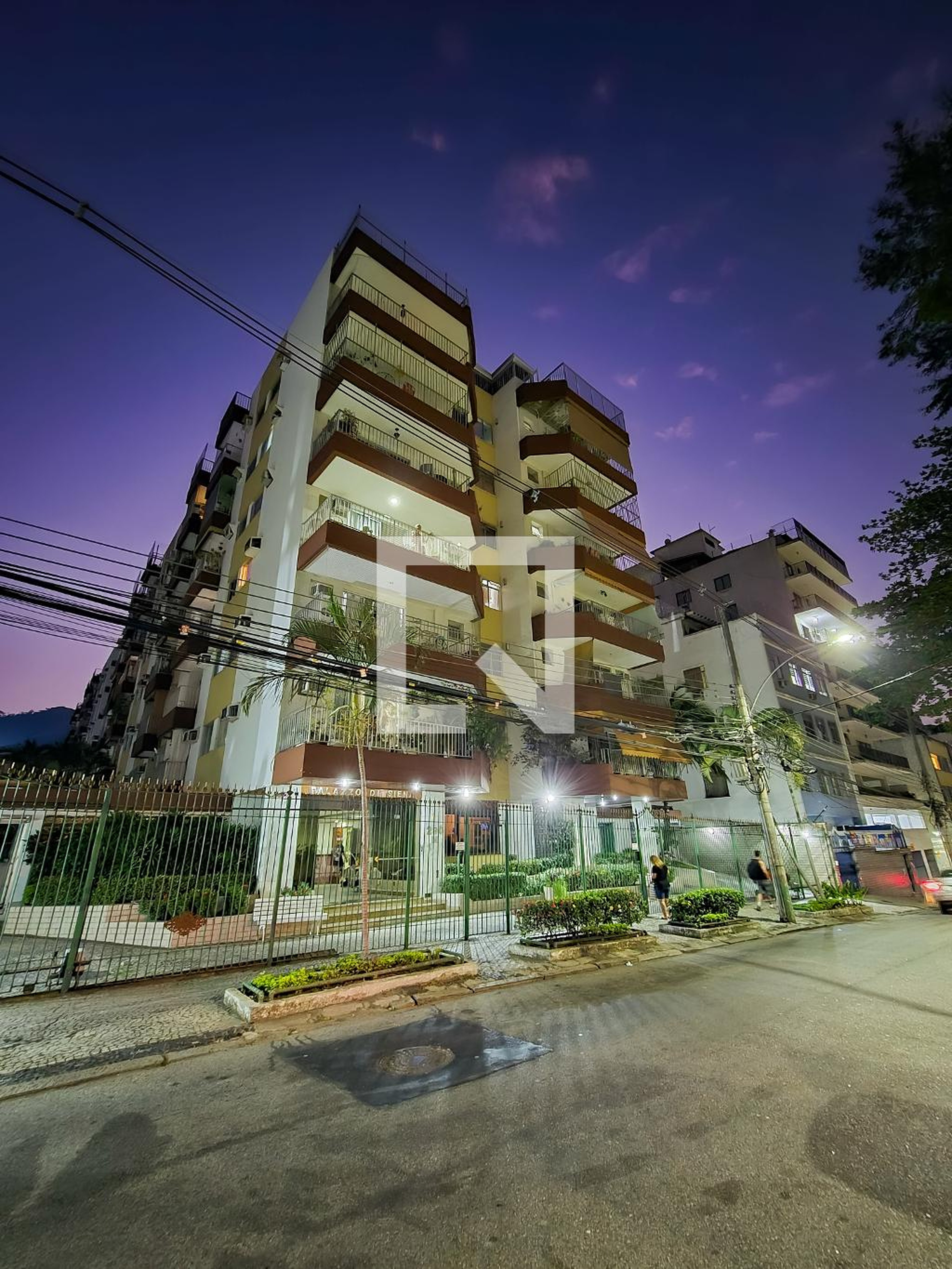 Fachada do Condomínio Condomínio Palazzo di Siena