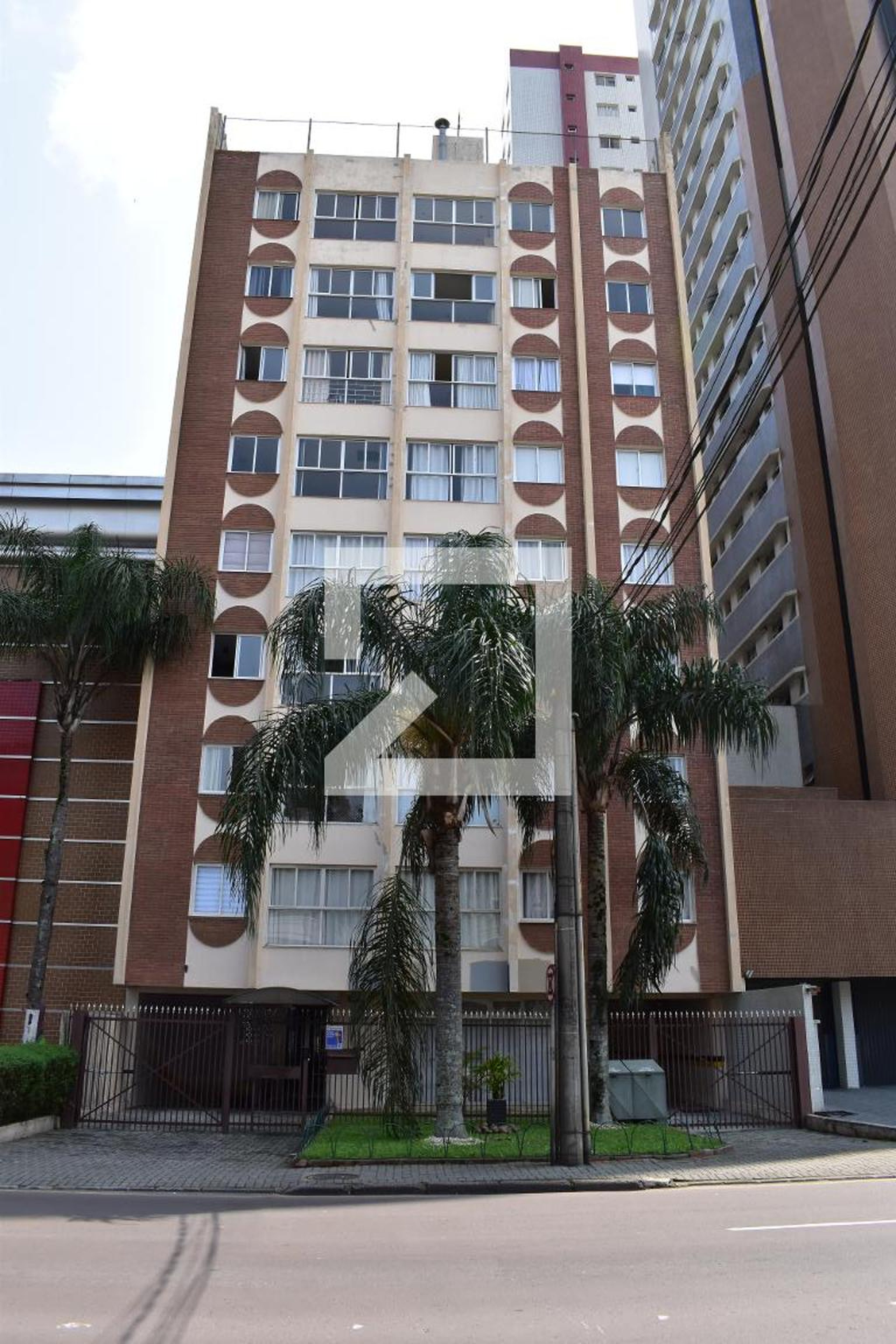 Fachada Condomínio em Rua Martim Afonso, 2830