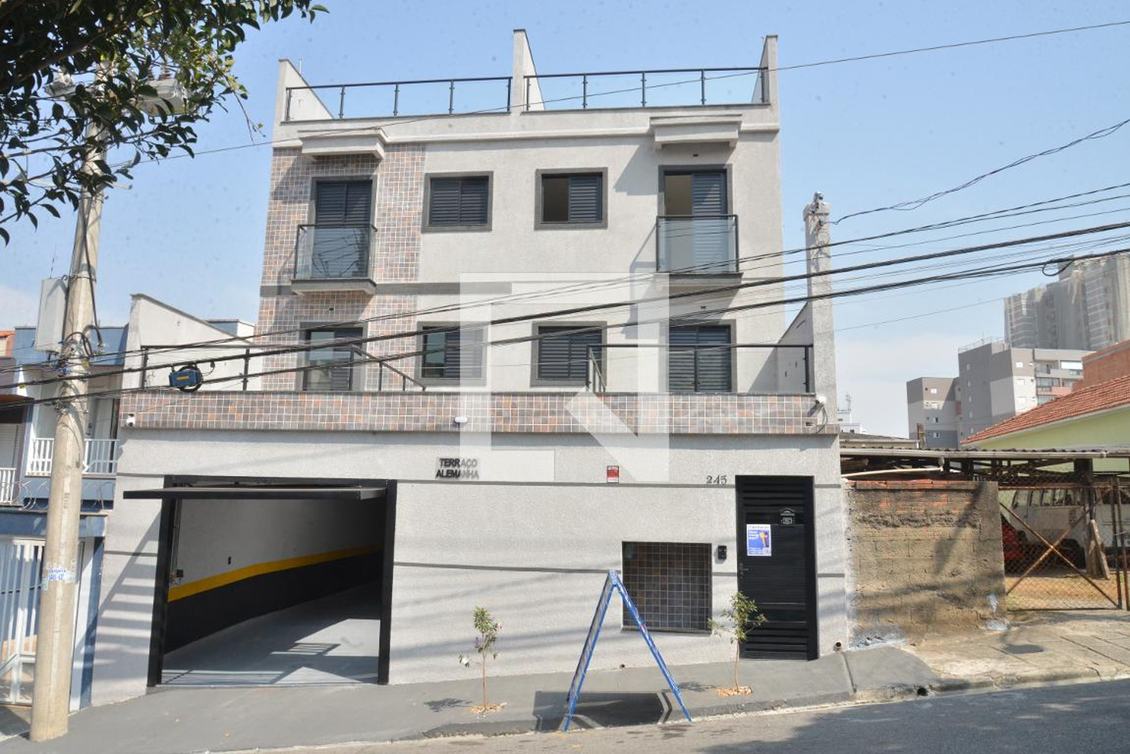 Fachada do Prédio Condomínio em Rua Alemanha, 245
