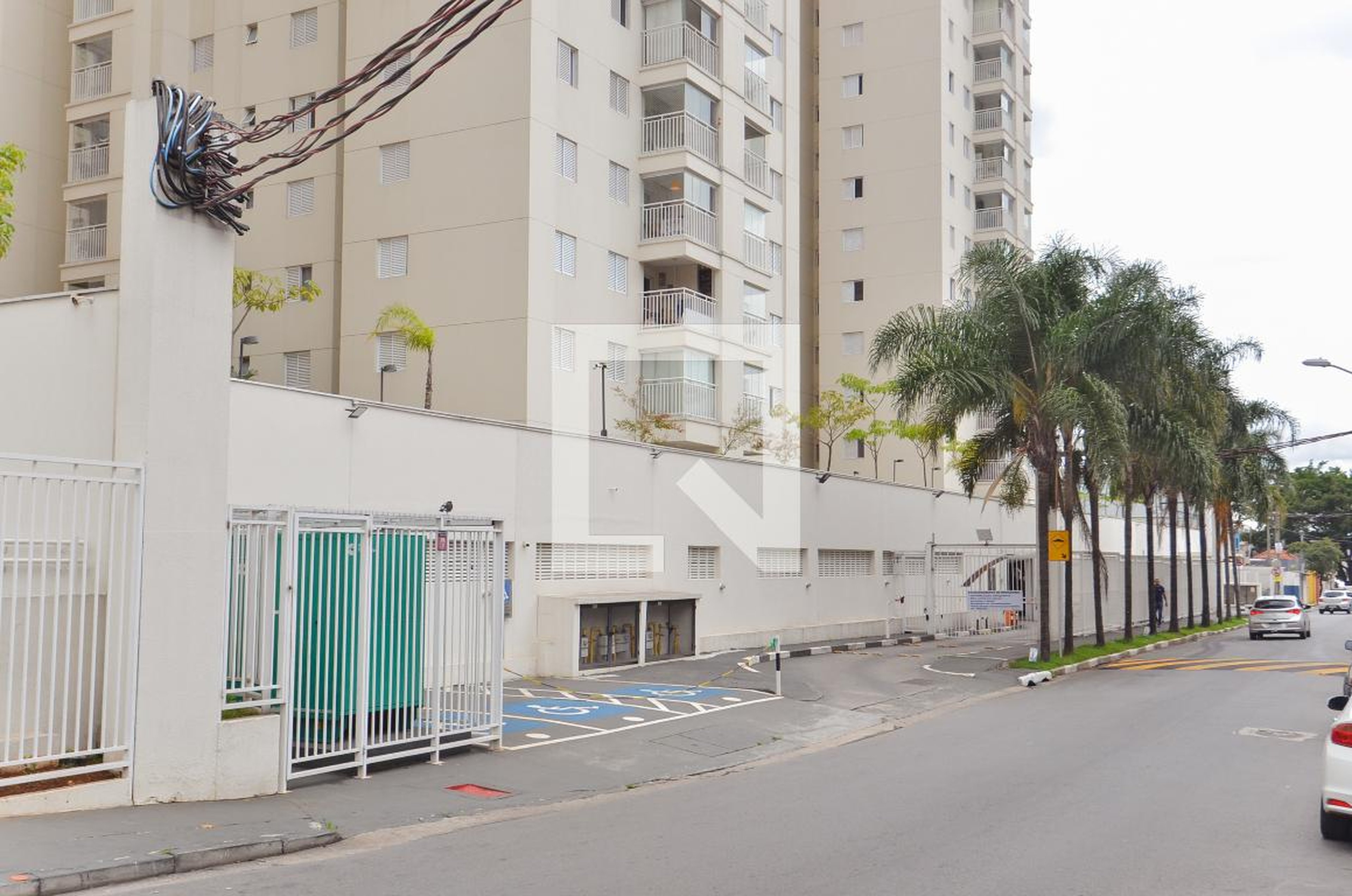 Fachada do Condomínio Condomínio Suprema