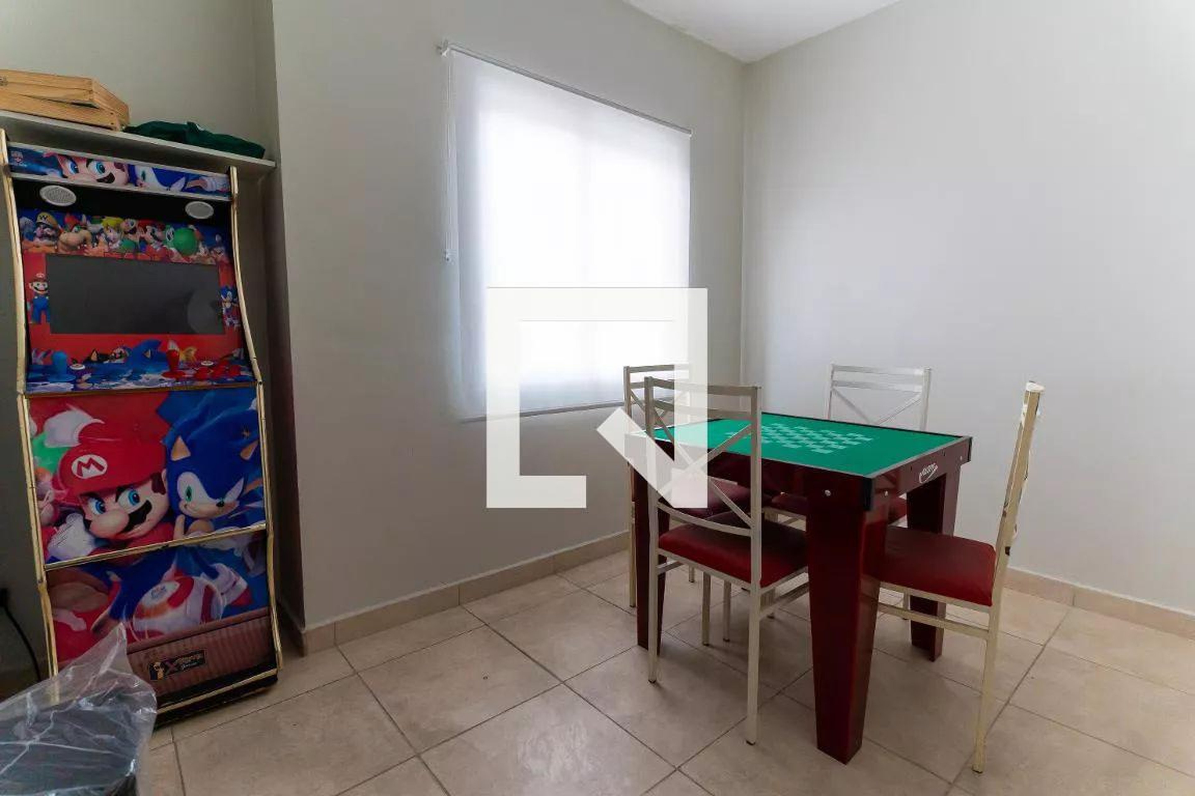 Salão de jogos - Braz E