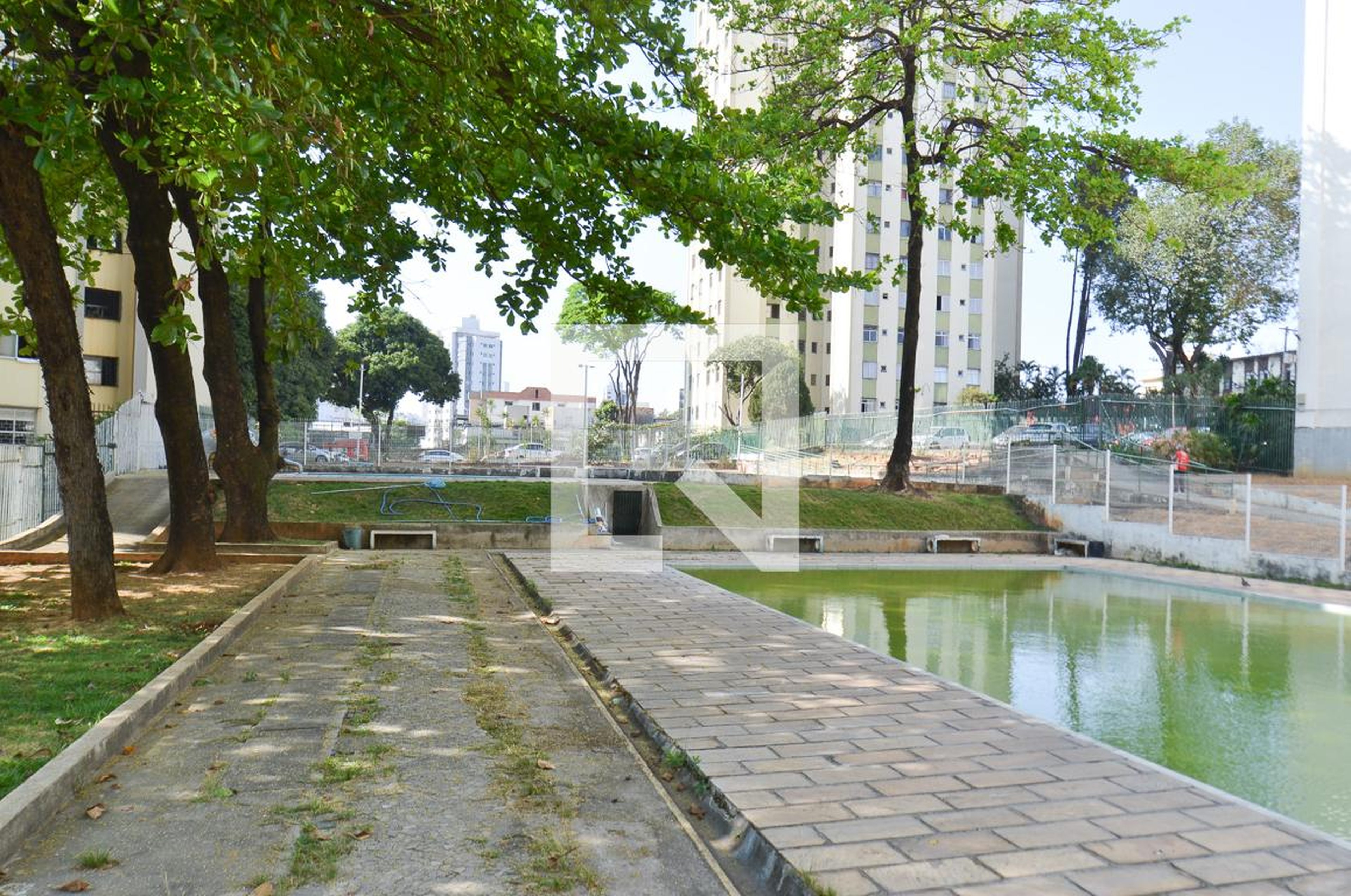 Piscina - Edifício Palmares