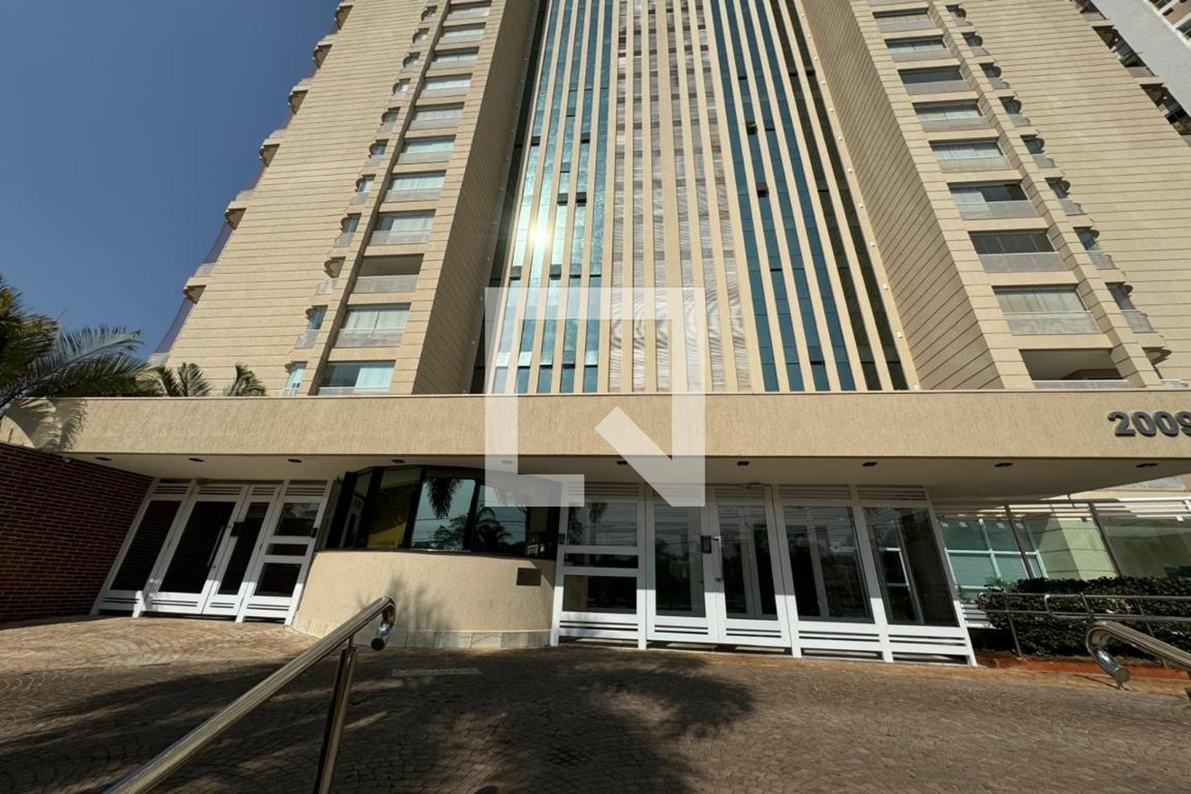 Fachada Condomínio em Avenida Professor João Fiúsa, 2009