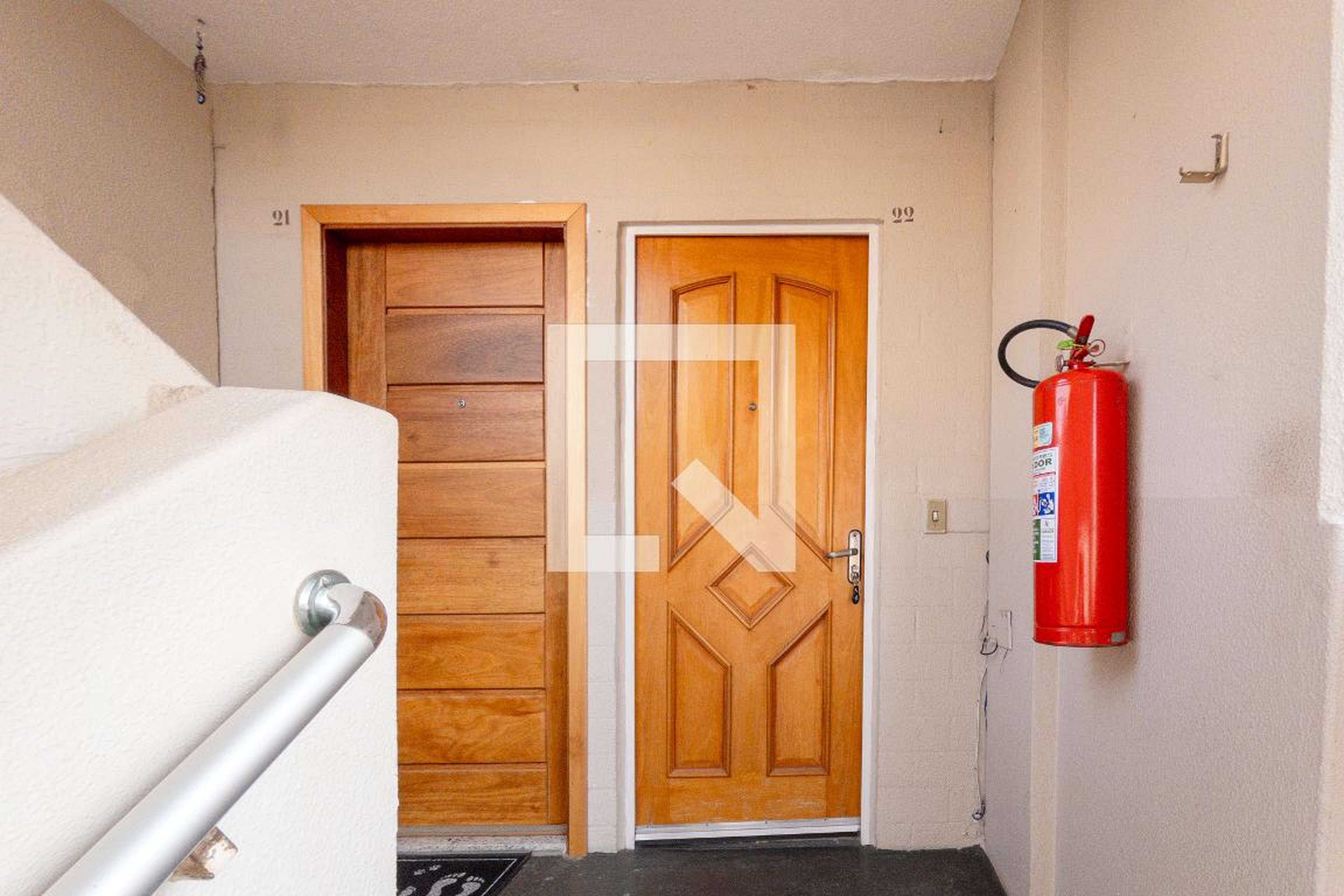 Hall de entrada Condomínio Morada dos Pinheiros