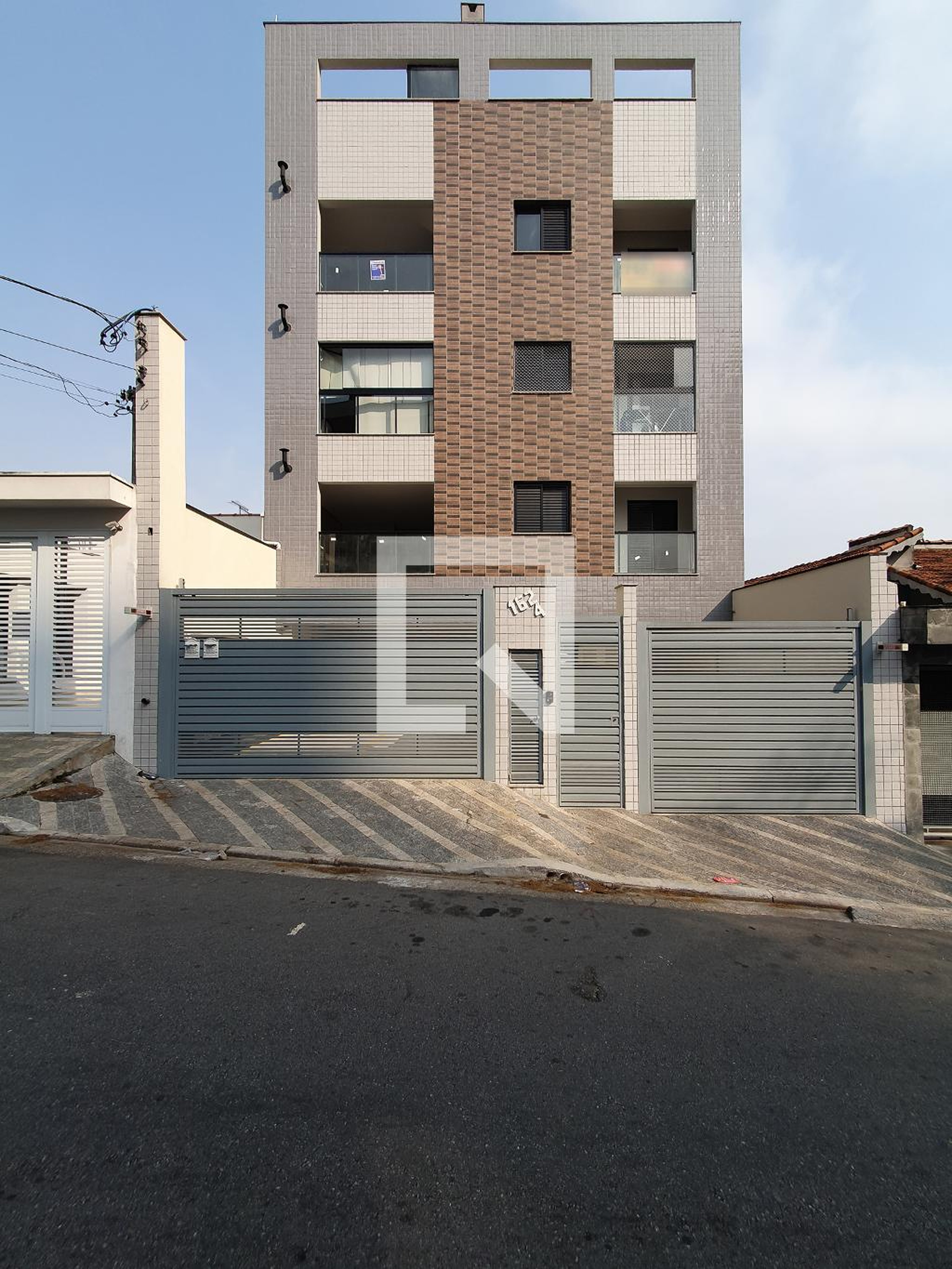 Fachada do Prédio Condomínio em Rua Princesa Maria Amélia, 164