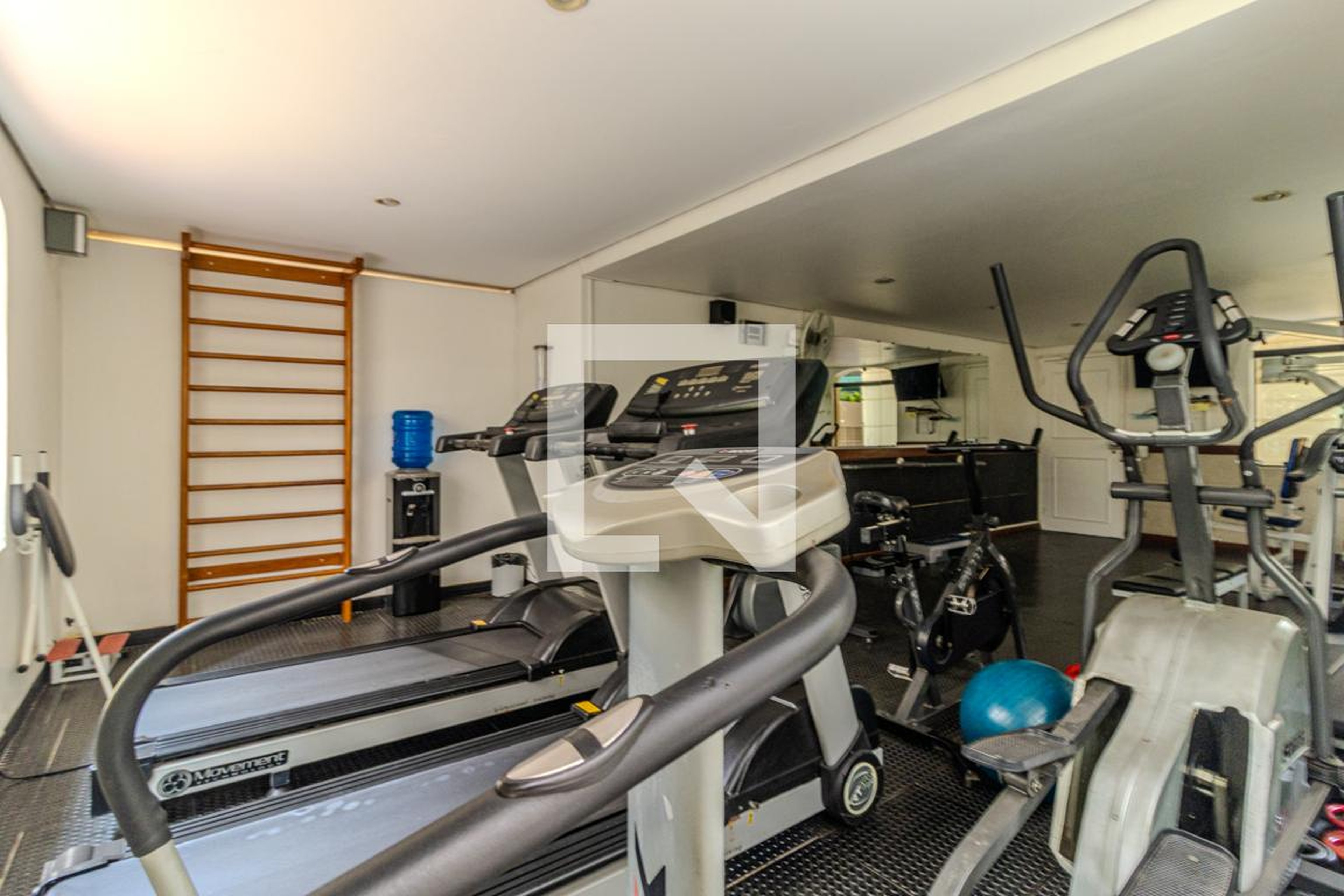 Academia - Edifício Place de La Concorde