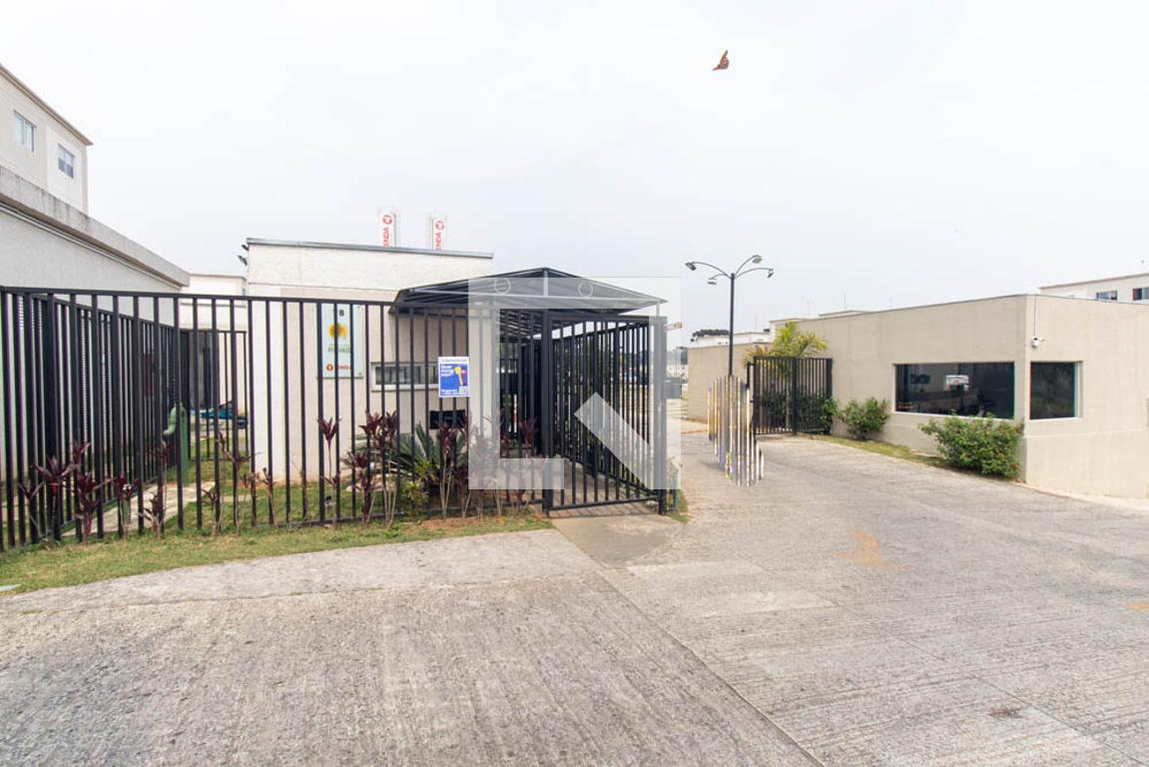 Fachada do Condomínio Condomínio Reserva dos Pinhais