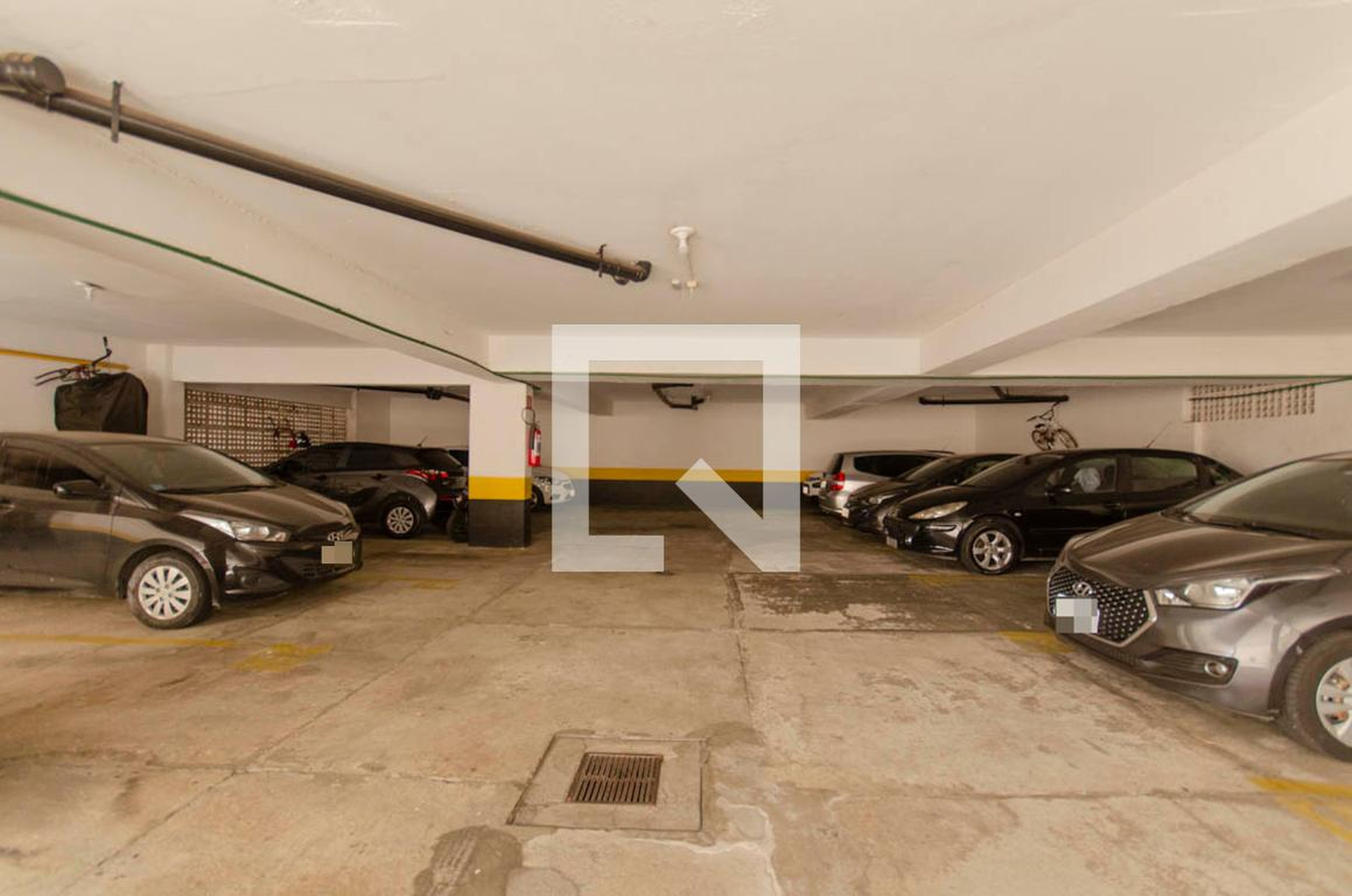 Estacionamento - Parque de Bragança