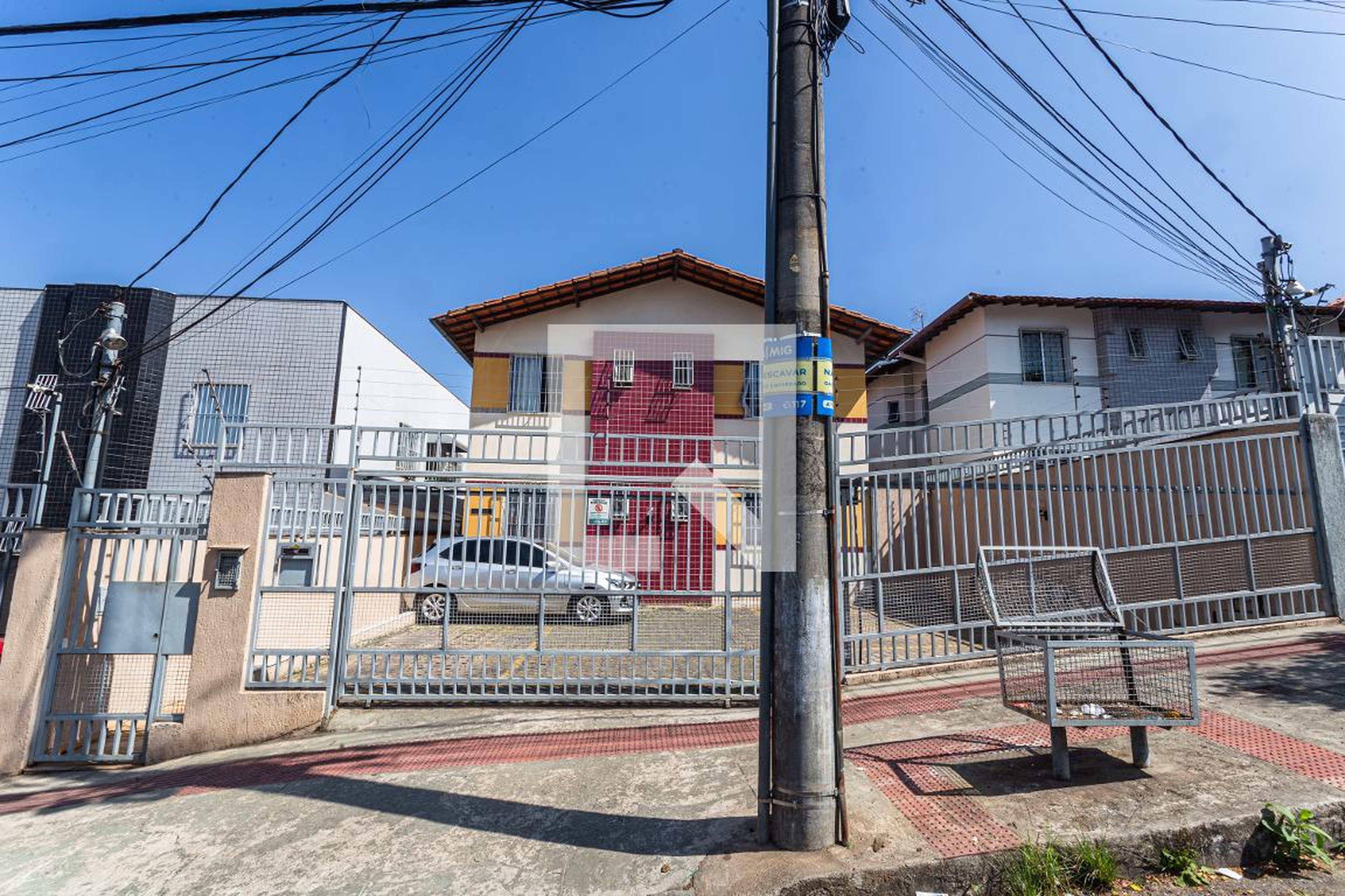 Fachada Condomínio em Rua Conceição Vidigal Paulucci, 51