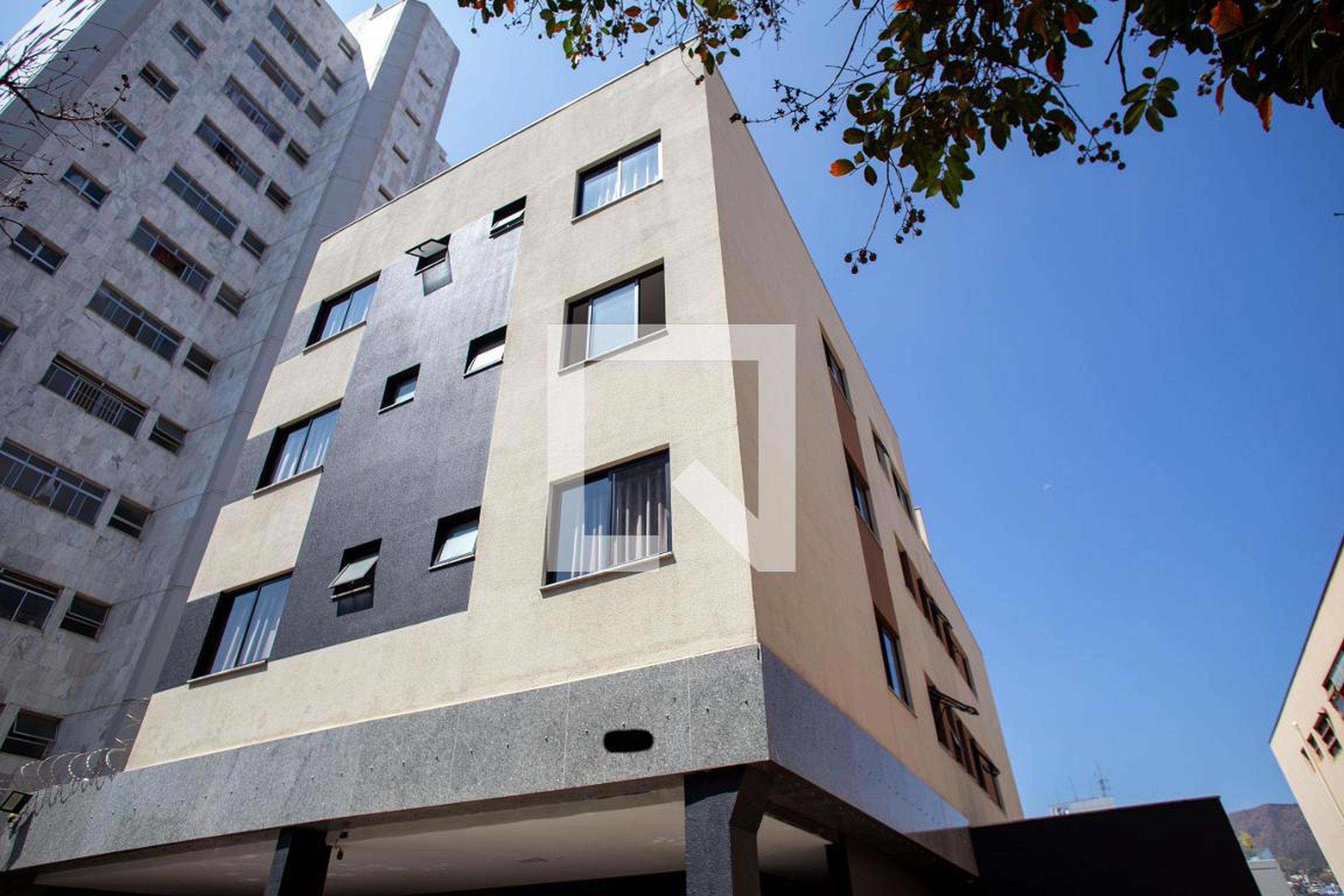 Fachada Condomínio em Rua Bolívia, 125