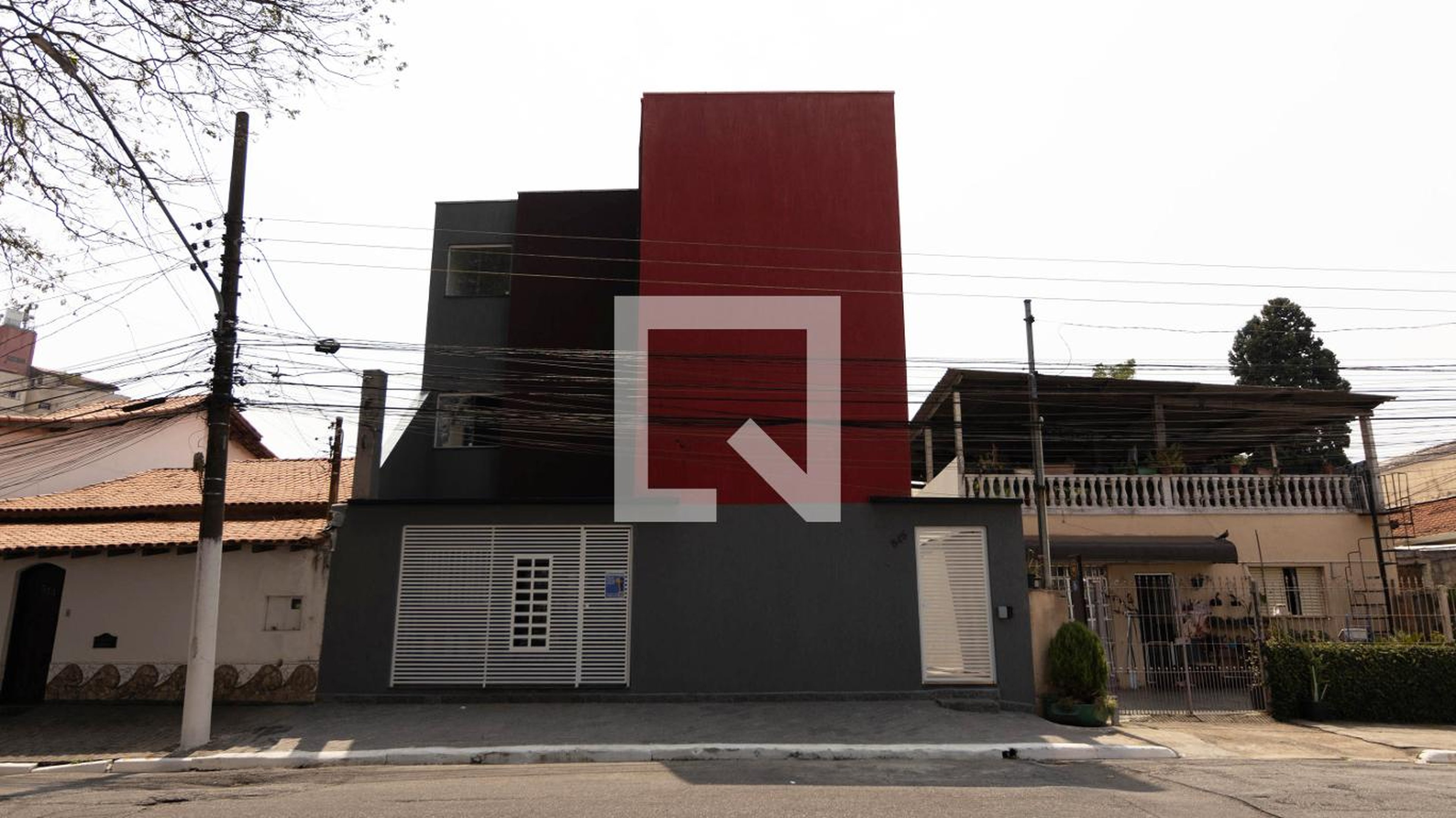 Fachada Condomínio em Rua Jordânia, 545