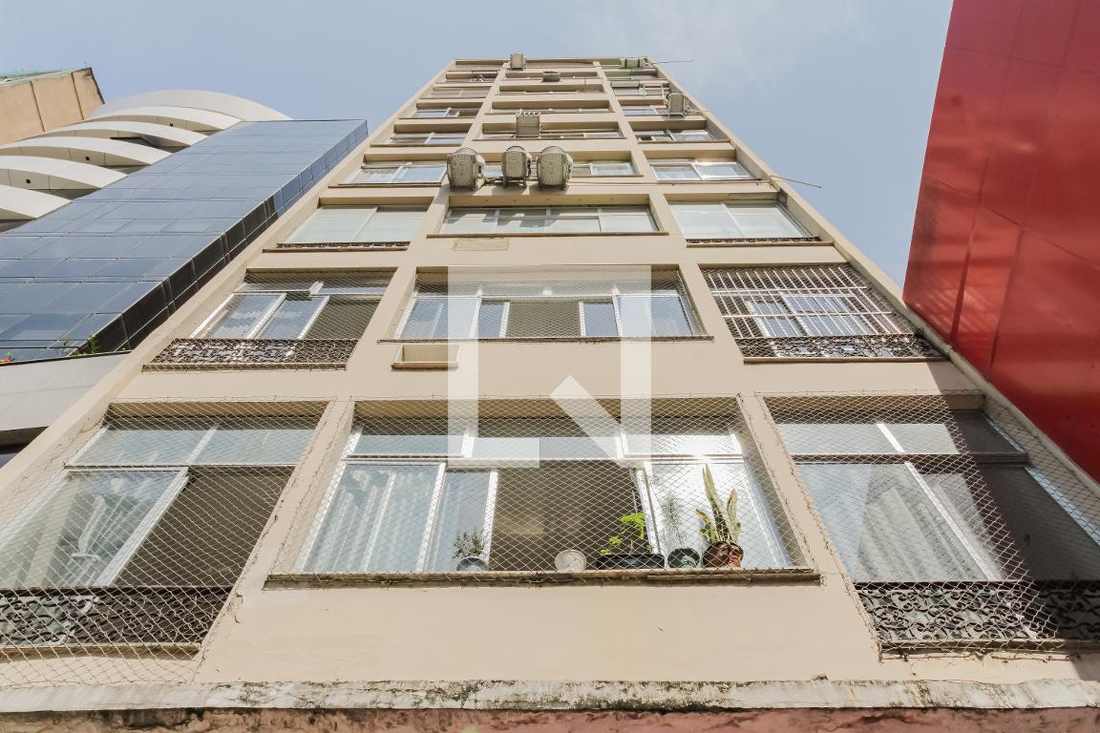 Fachada do Prédio Condomínio em Rua Siqueira Campos, 63