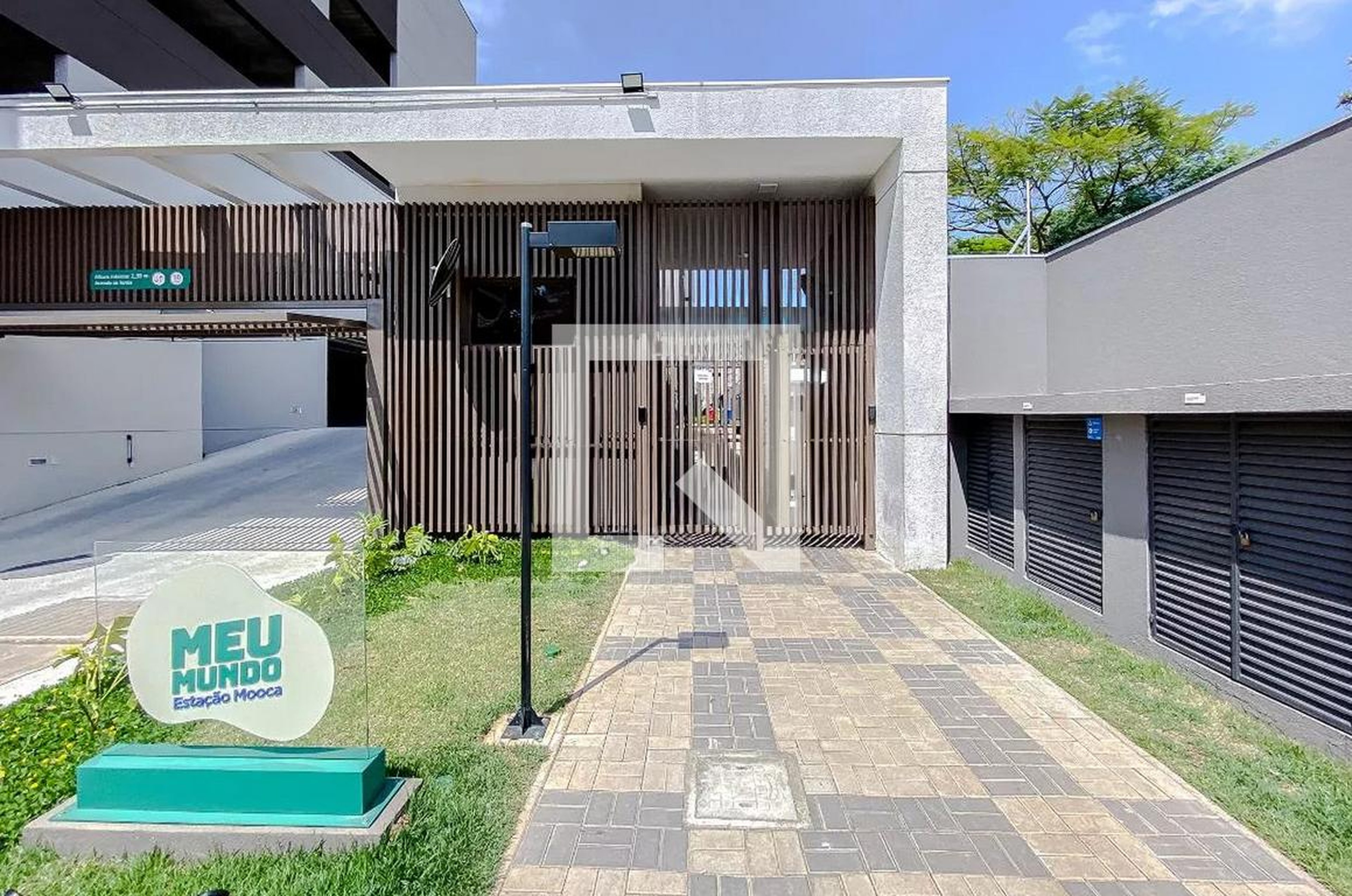 Fachada Condomínio em Avenida Presidente Wilson, 670