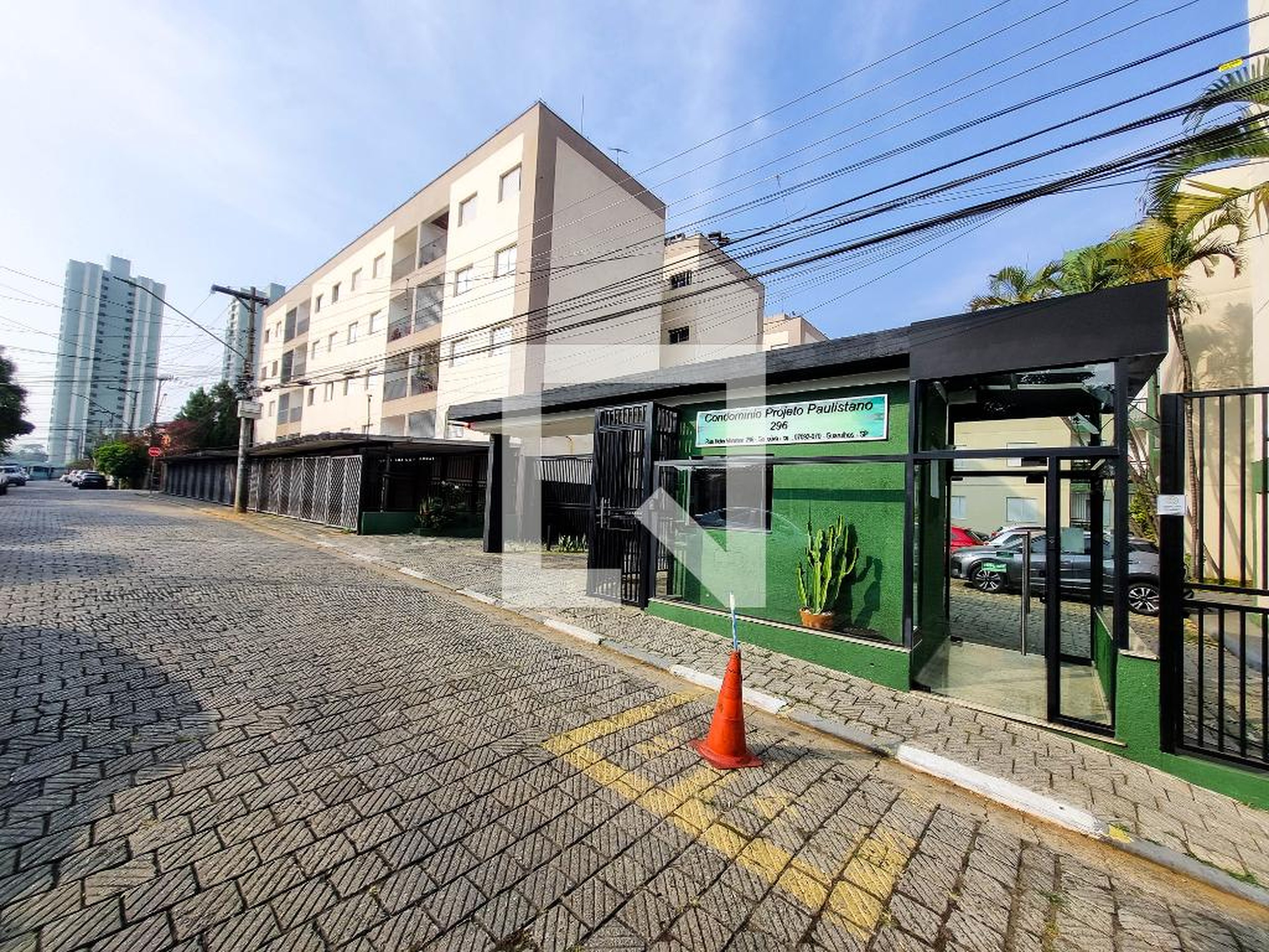 Fachada do Condomínio Condomínio Projeto Paulistano