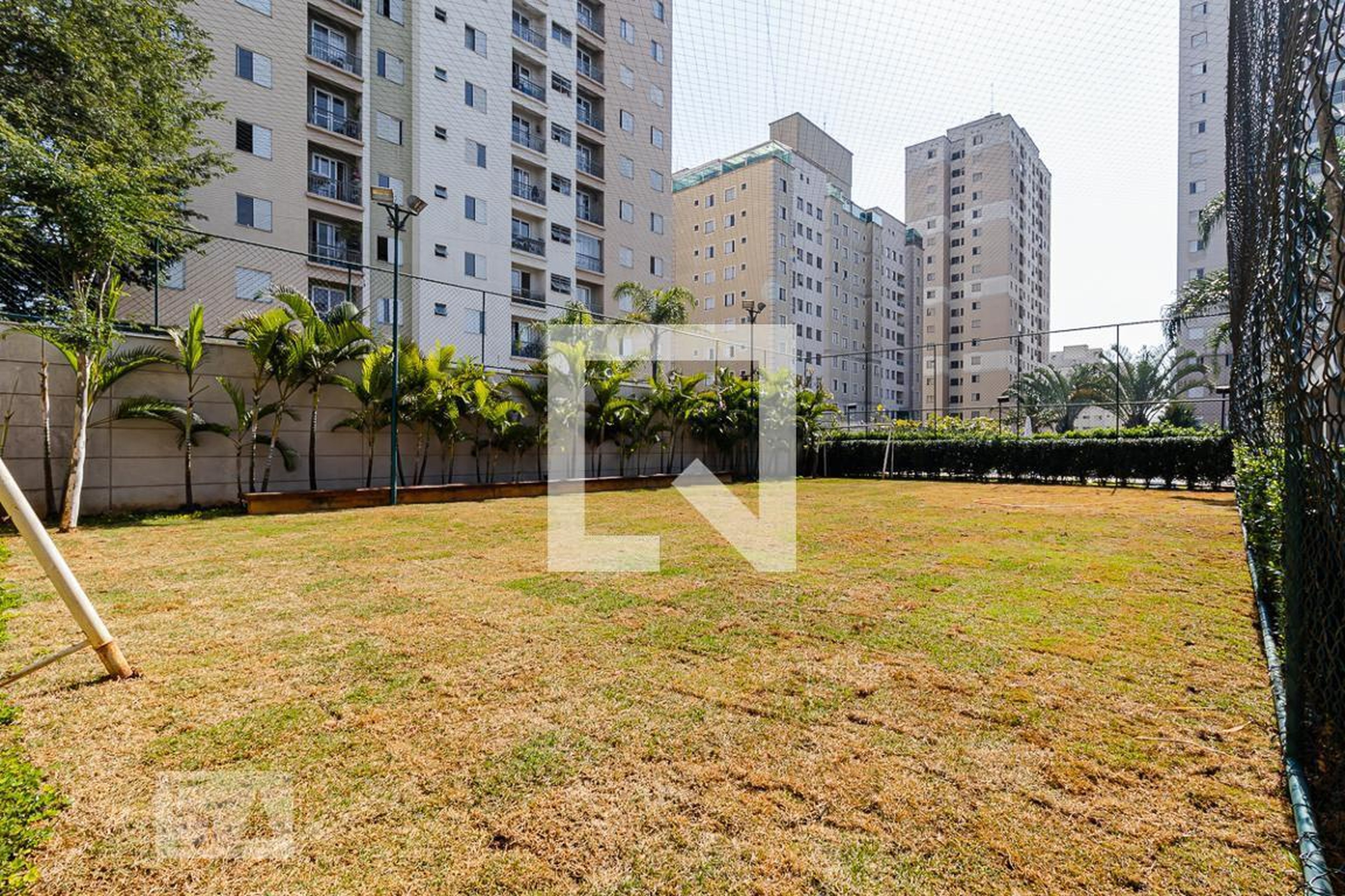 Campo de Futebol - Gardens Living Club