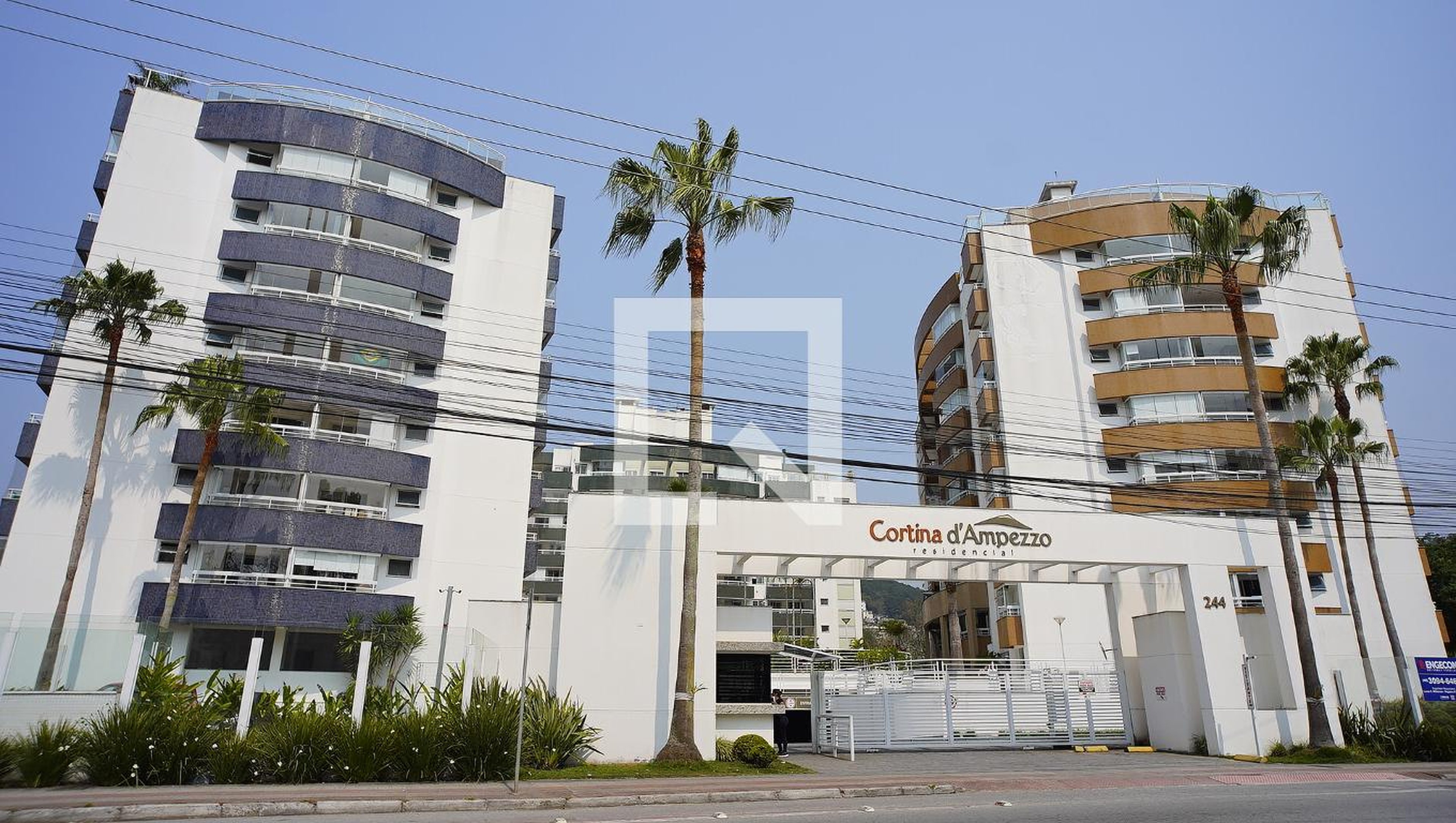 Fachada do Prédio Condomínio Cortina D´Ampezzo