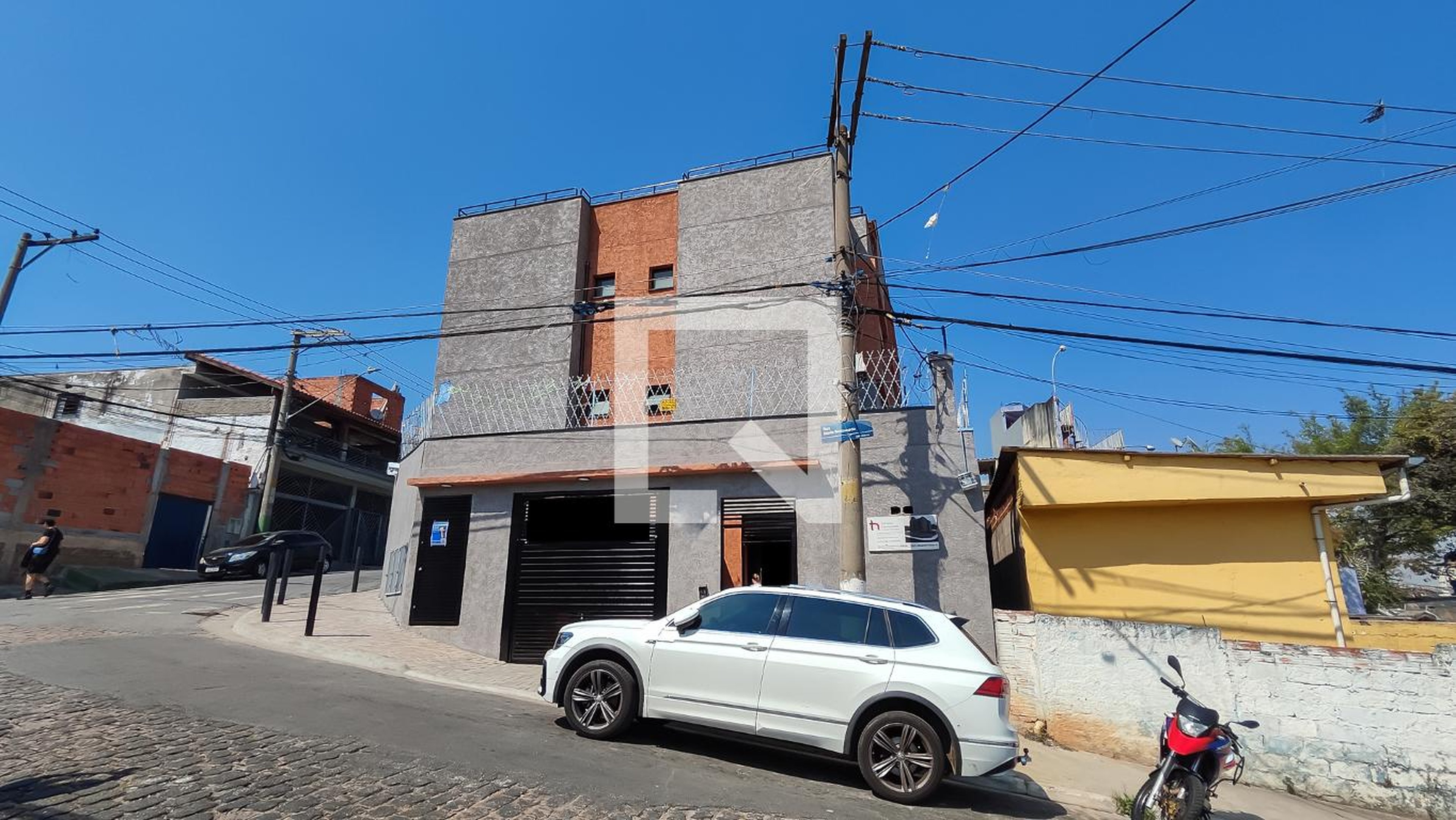 Fachada do Prédio Condomínio em Rua Mário Maldonado, 196