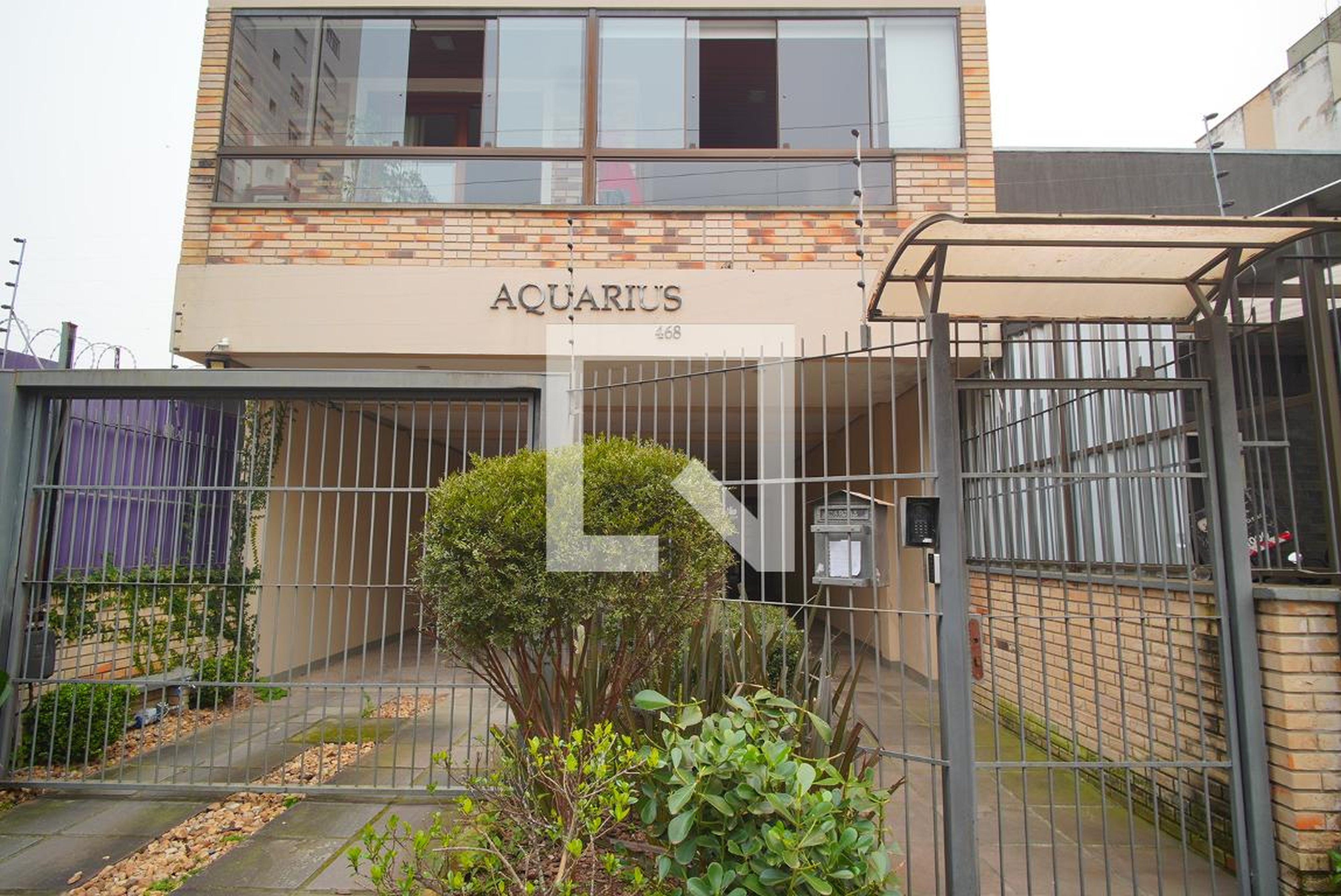 Fachada Condomínio em Avenida Alegrete, 468