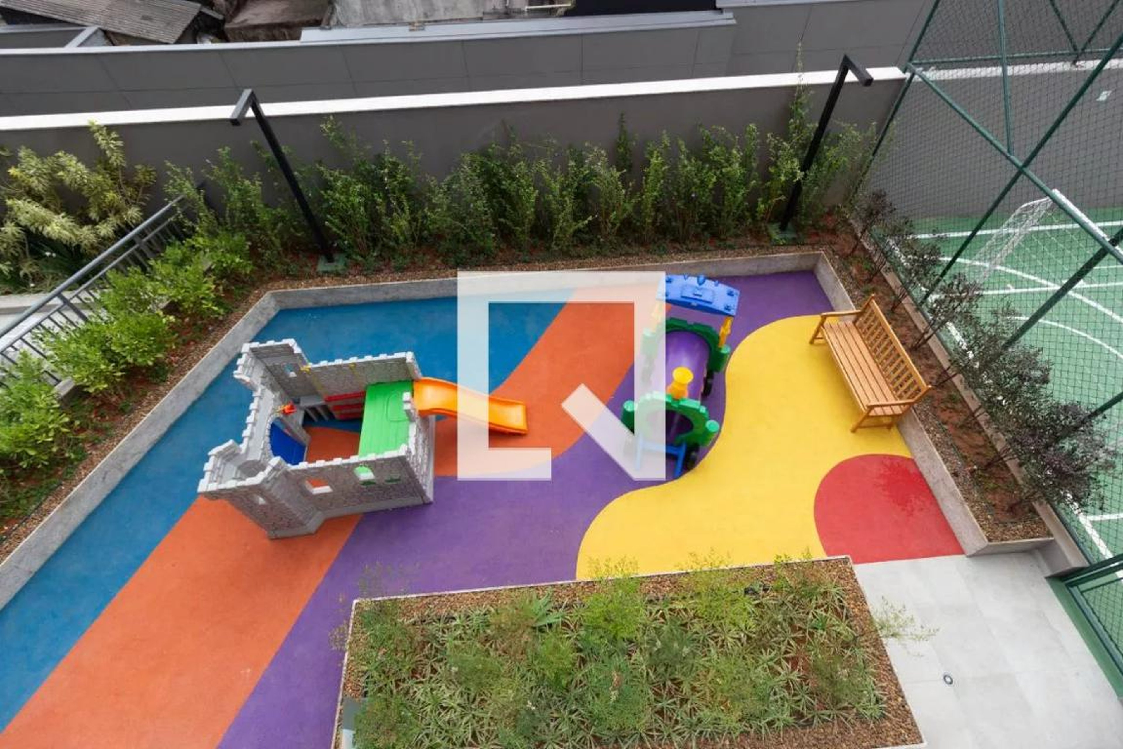 Playground - Metropolitan